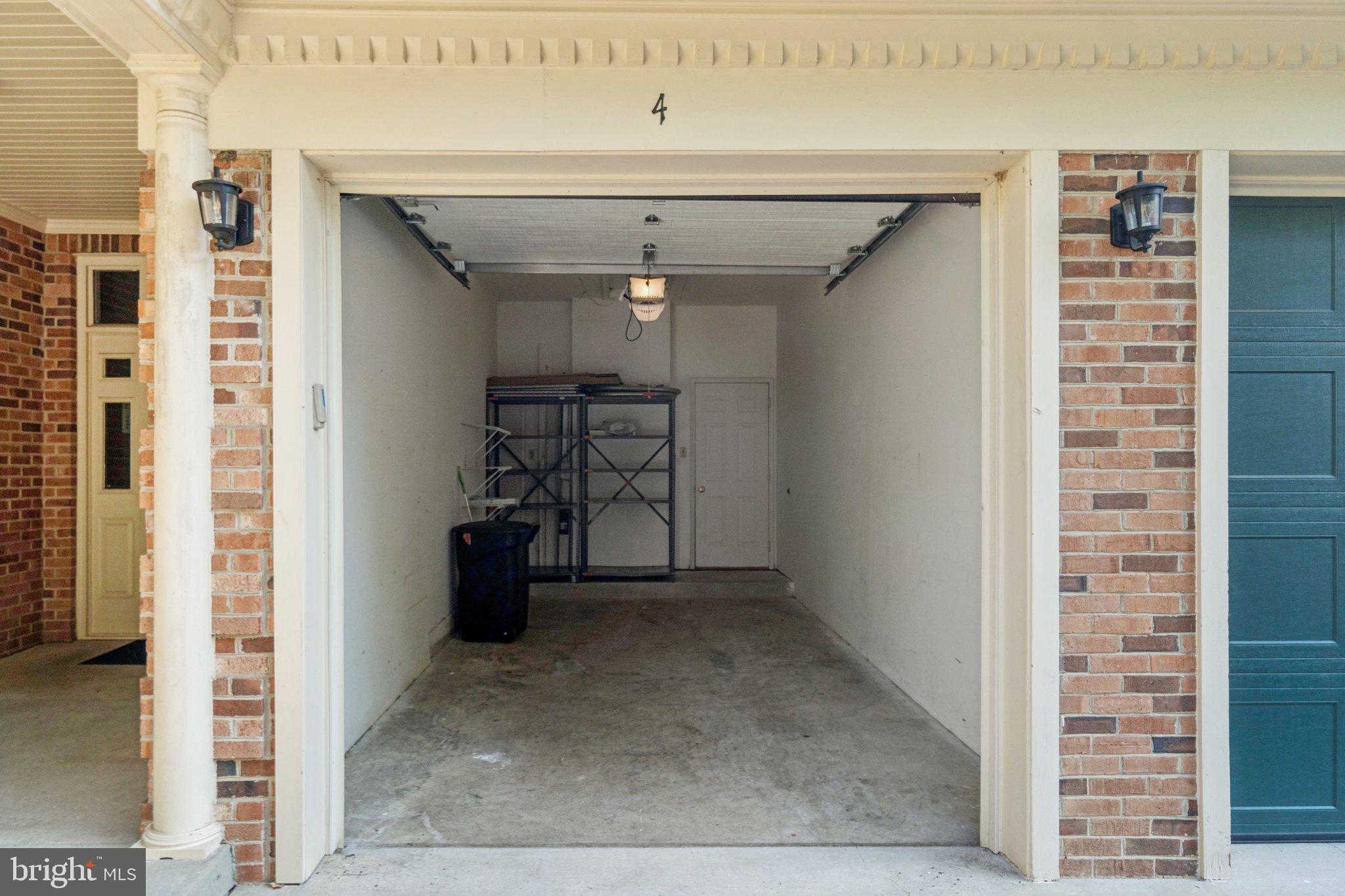 GLEN HOLLOW - Residential