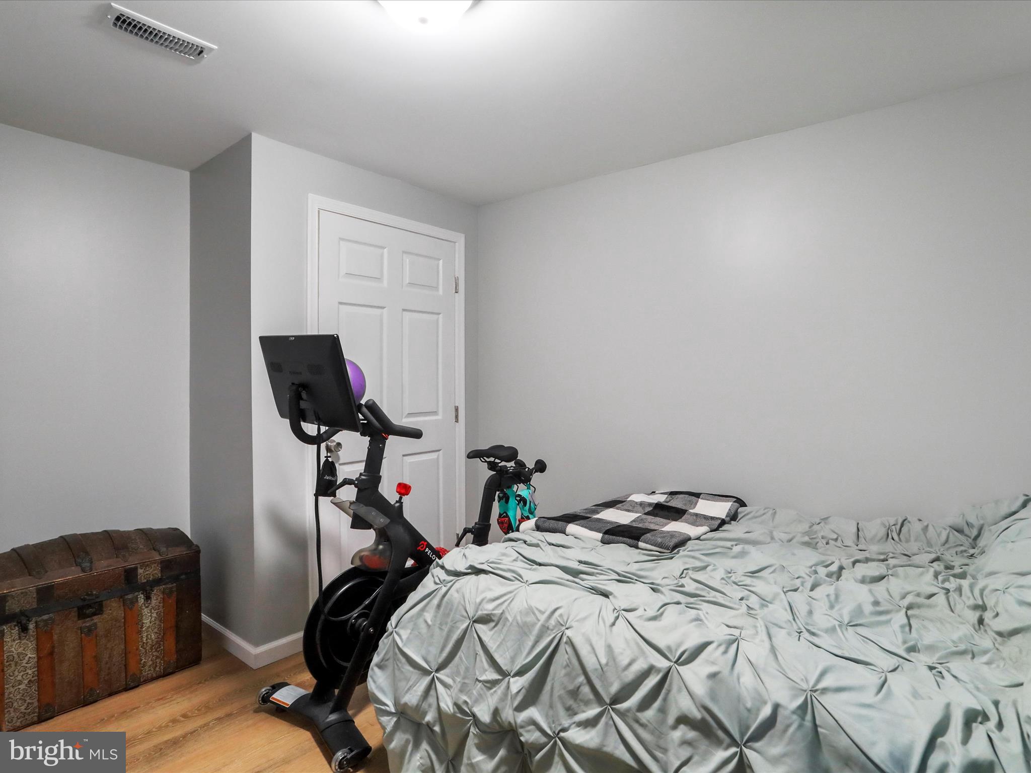 HAMMONDS MILL - Residential