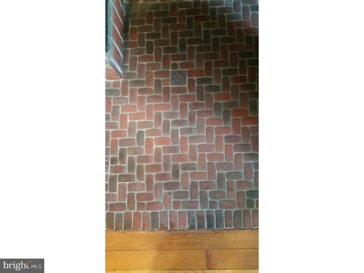 UNIVERSITY CITY - Residential