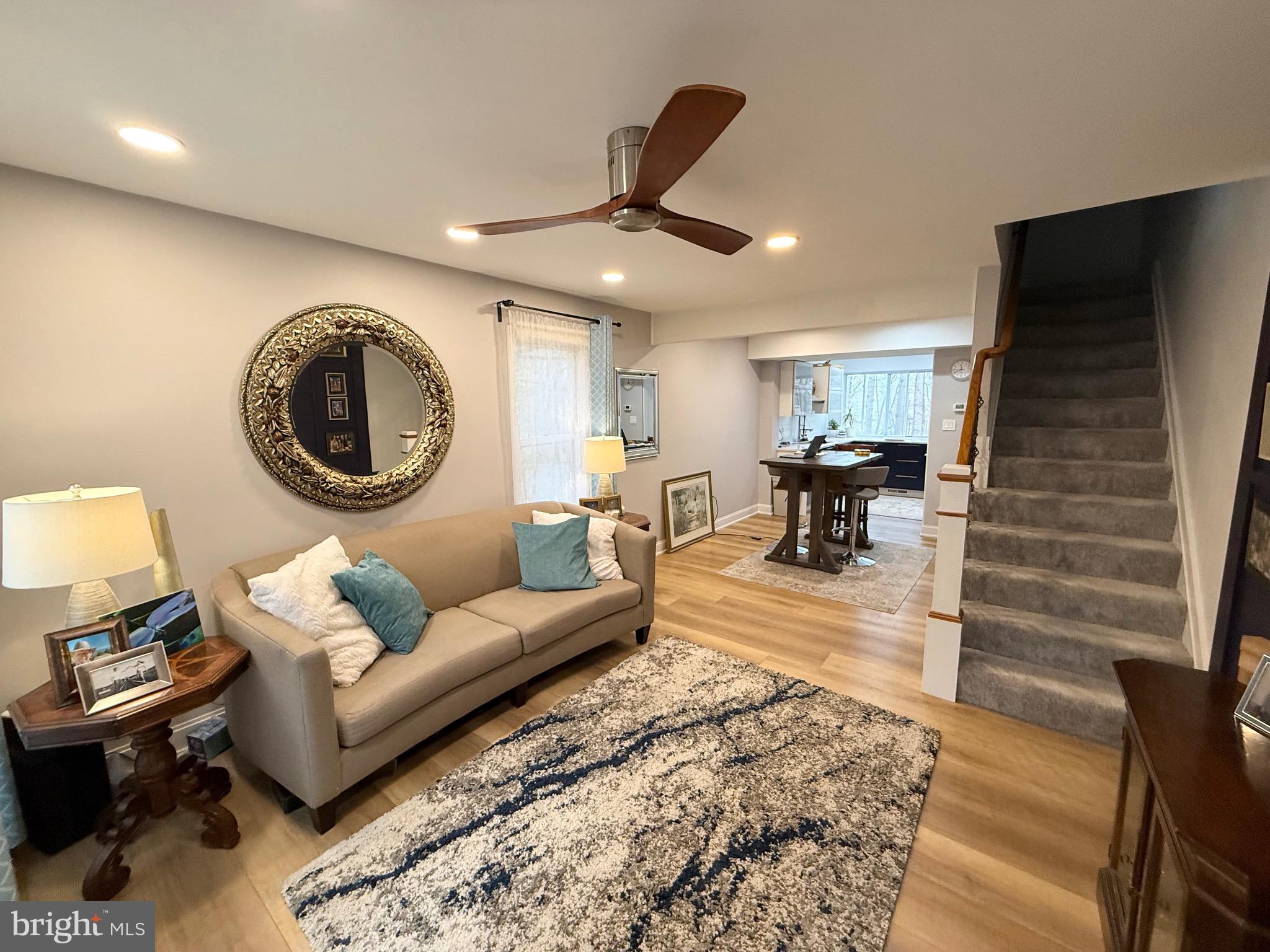 ROCKLEDGE CLUSTERS CONDO - Residential