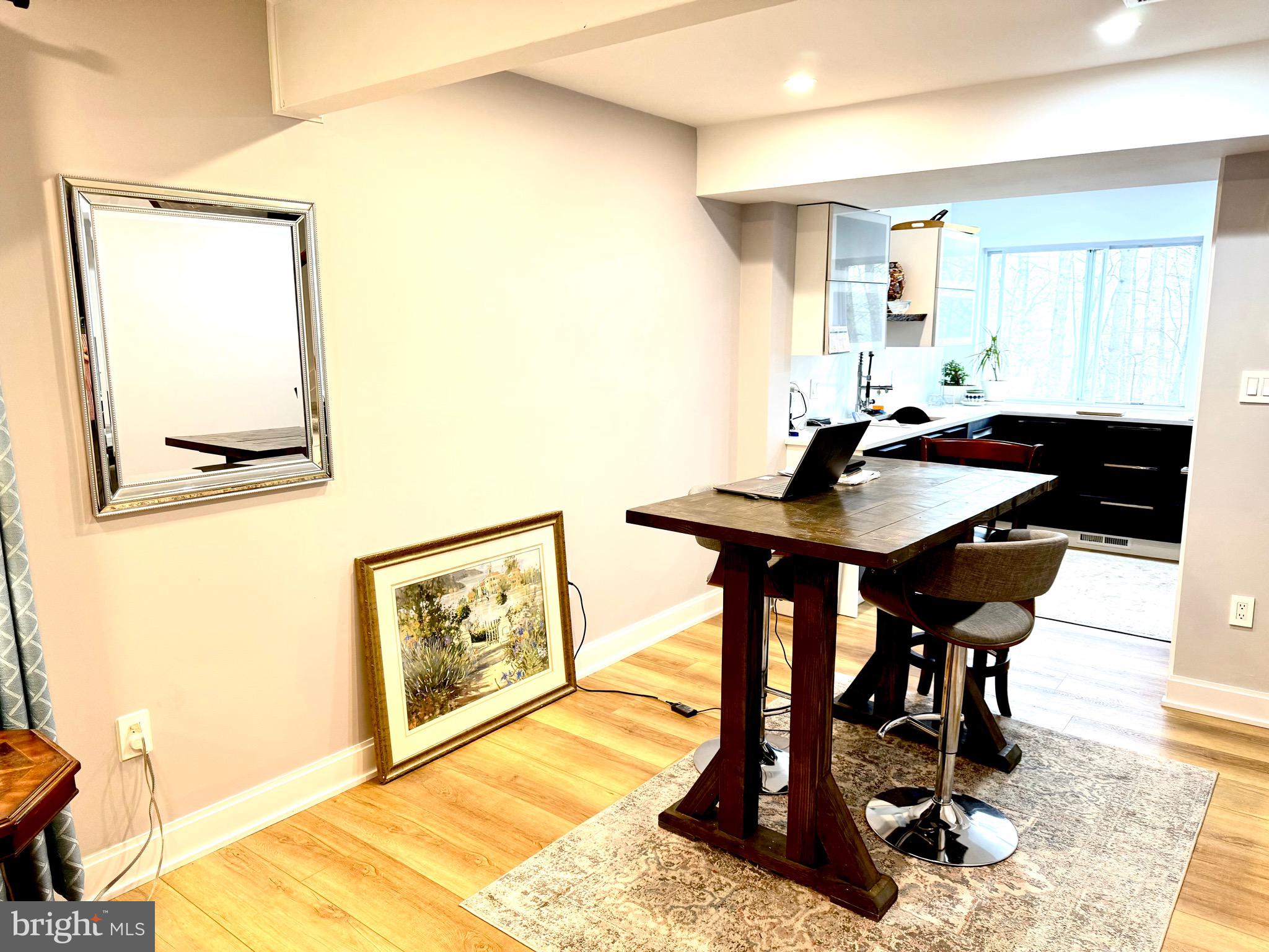 ROCKLEDGE CLUSTERS CONDO - Residential