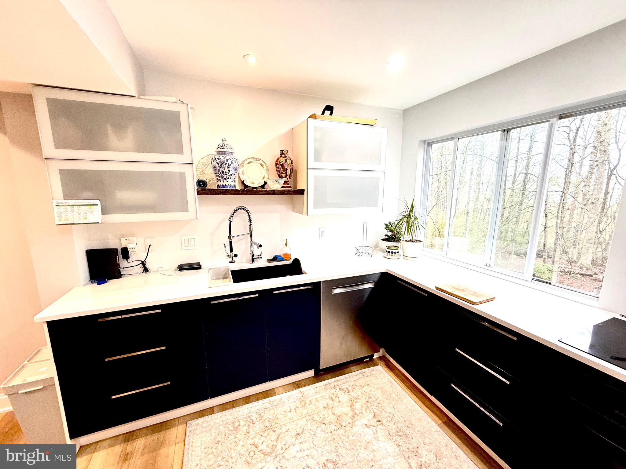 ROCKLEDGE CLUSTERS CONDO - Residential