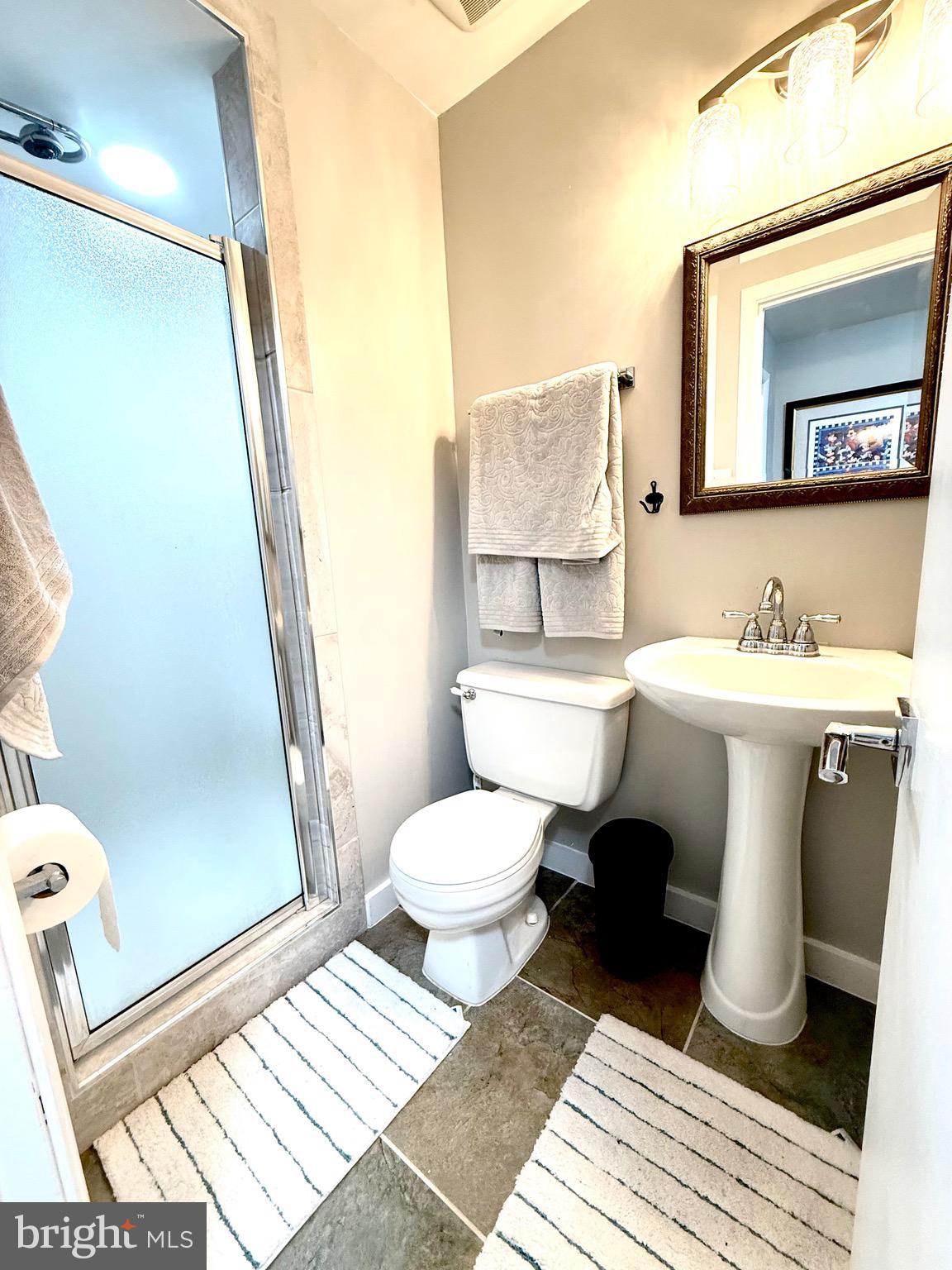 ROCKLEDGE CLUSTERS CONDO - Residential