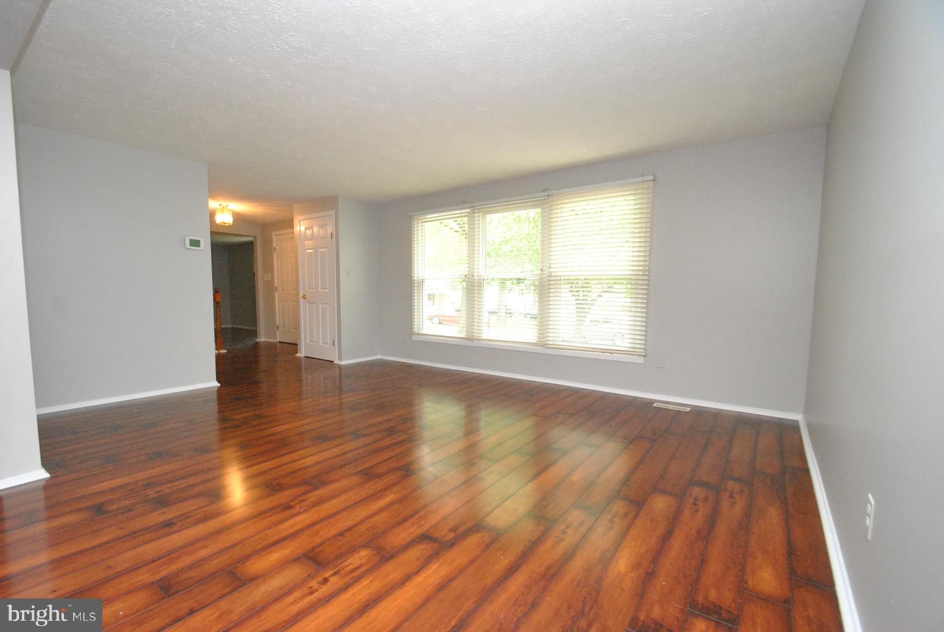 NOTTINGHAM WOODS - Residential