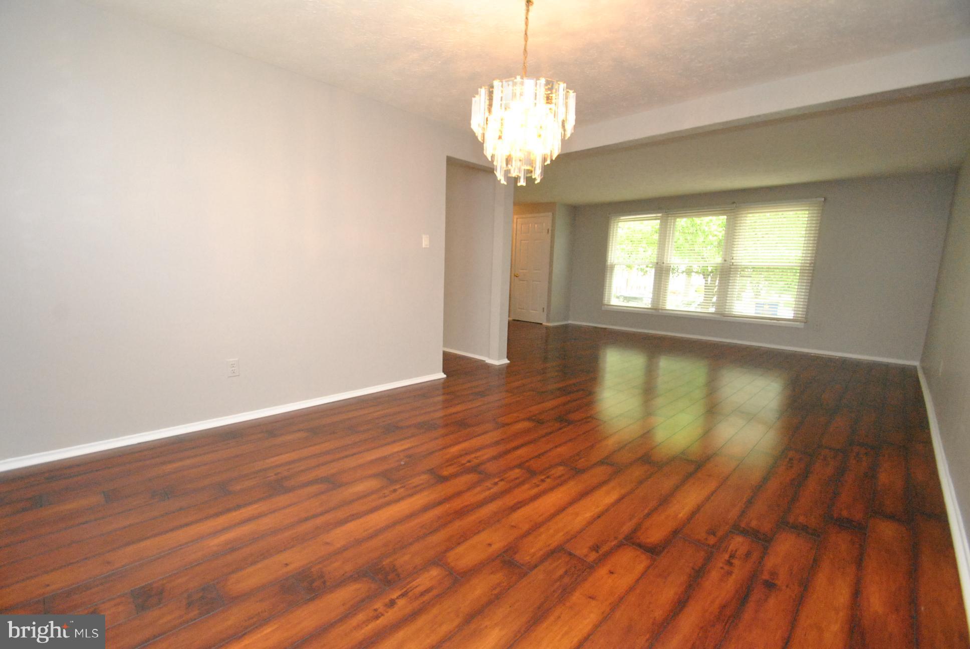 NOTTINGHAM WOODS - Residential