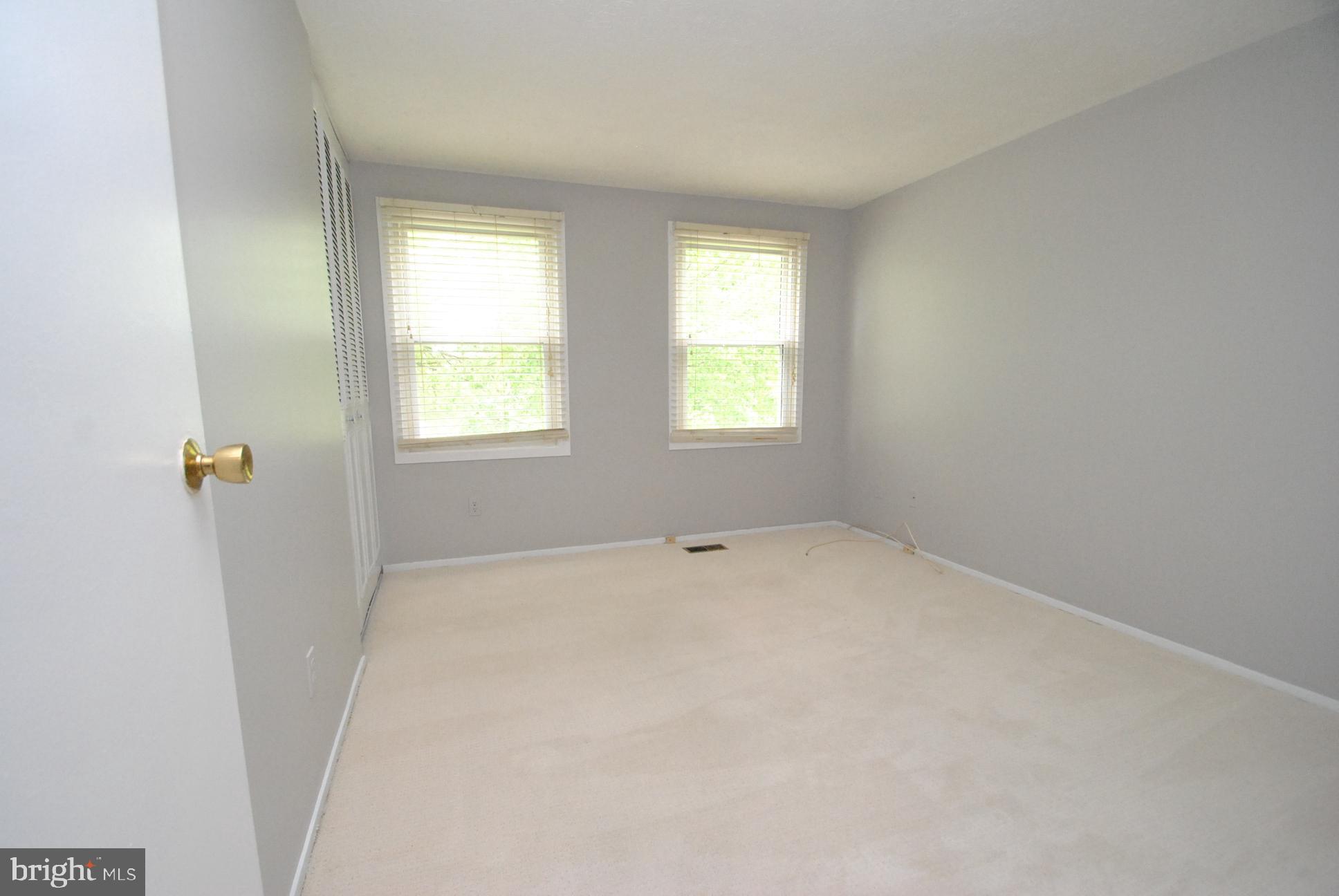 NOTTINGHAM WOODS - Residential