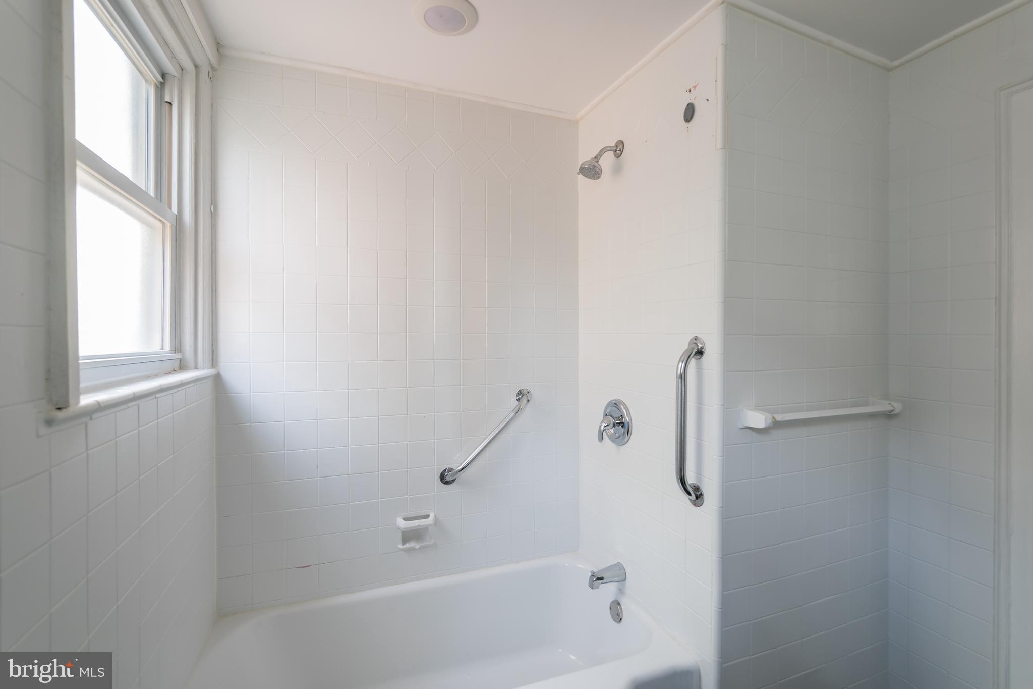 COBBS CREEK - Residential Lease