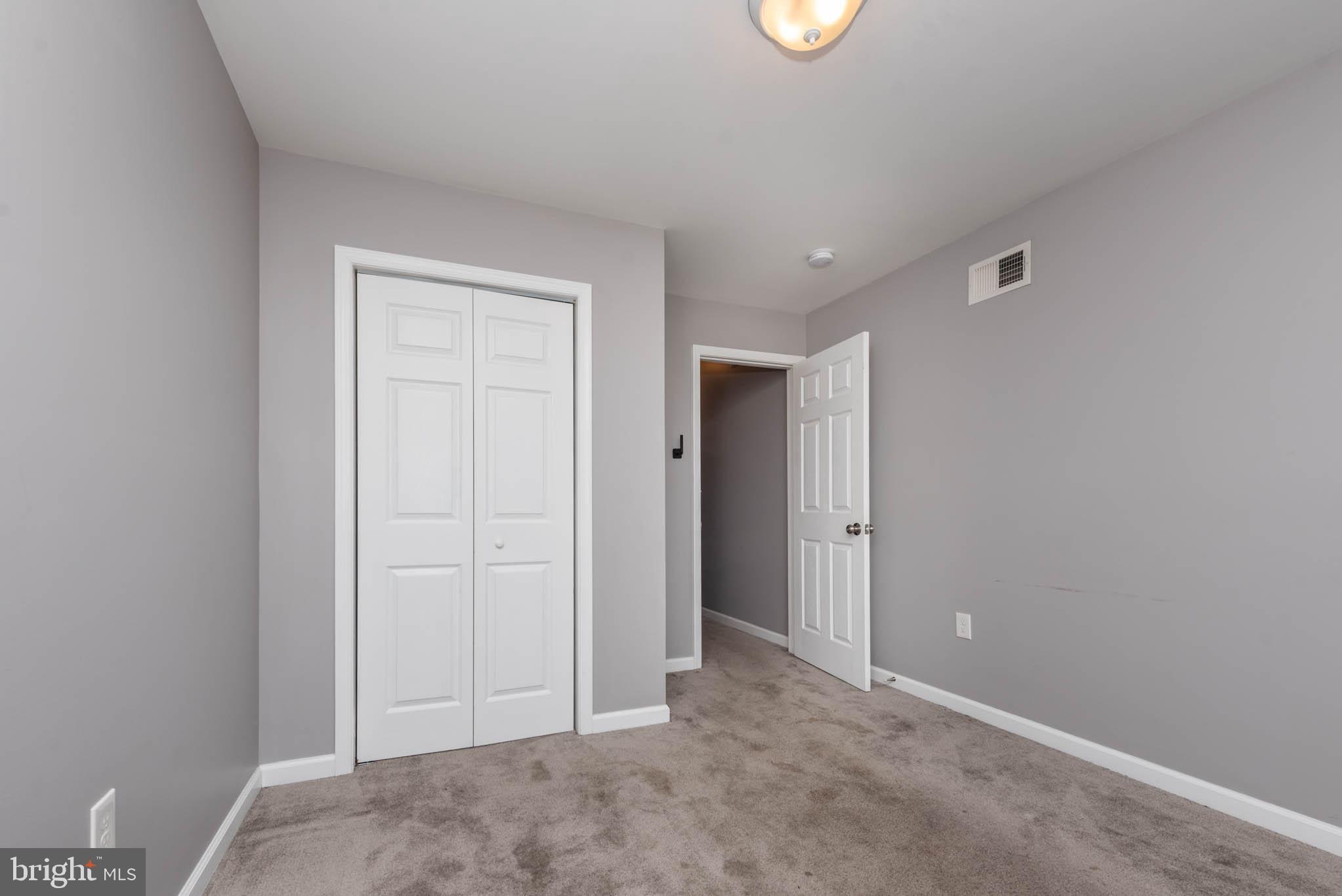 BROADWAY EAST - Residential
