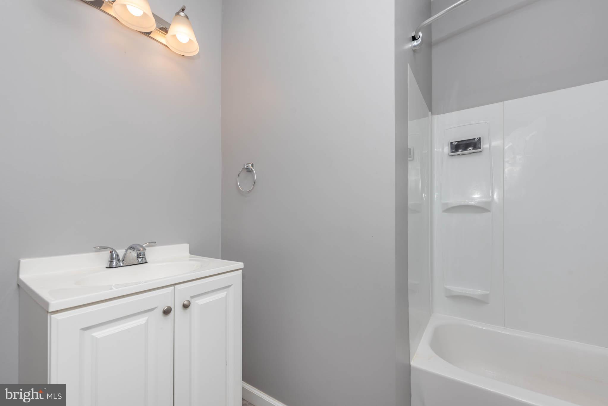 BROADWAY EAST - Residential