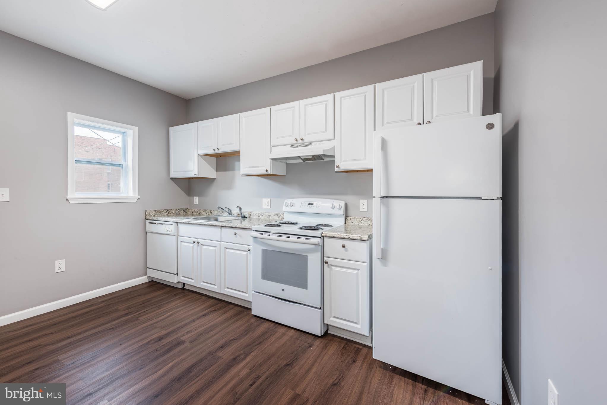 BROADWAY EAST - Residential