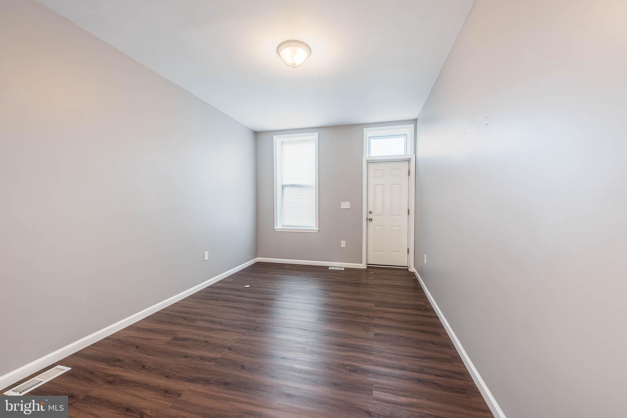 BROADWAY EAST - Residential