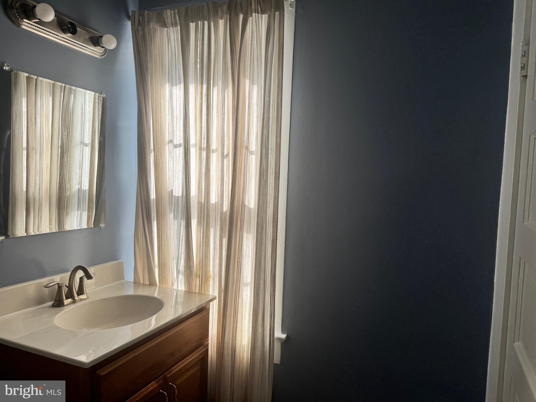 BERRYVILLE - Residential Lease