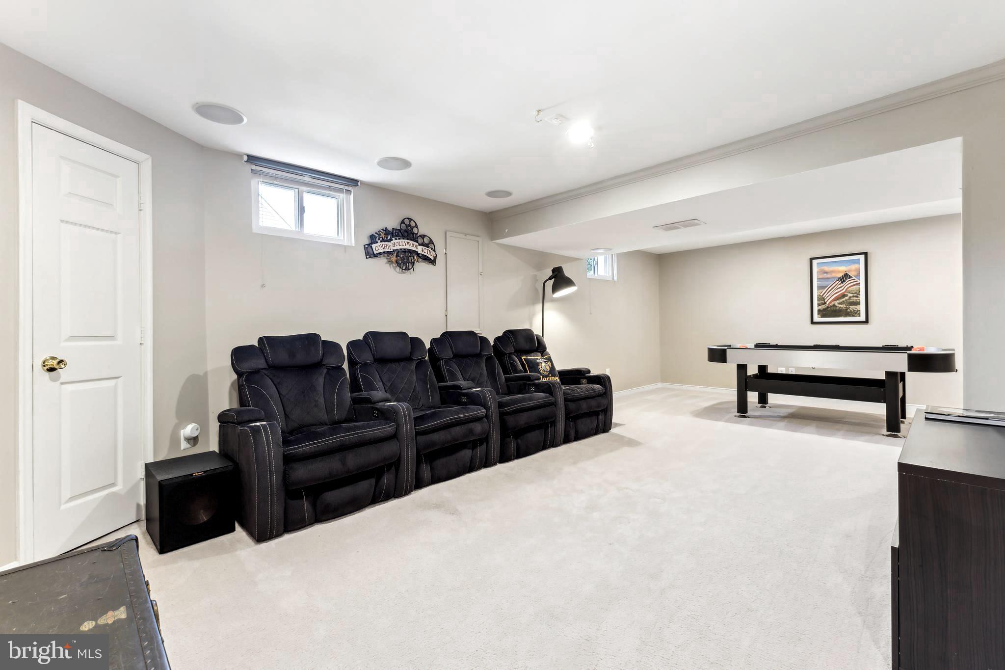 NEWPORT ESTATES - Residential