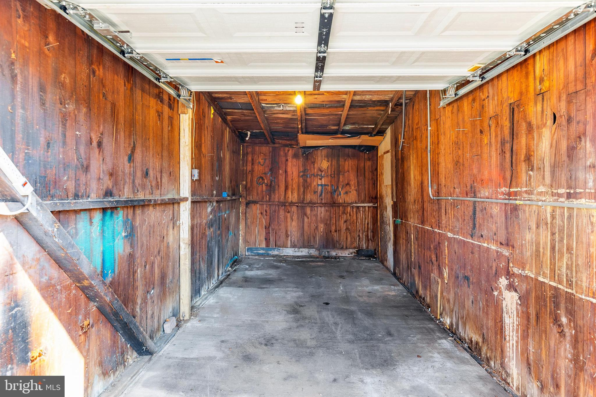 DOWNTOWN FREDERICK - Residential Lease