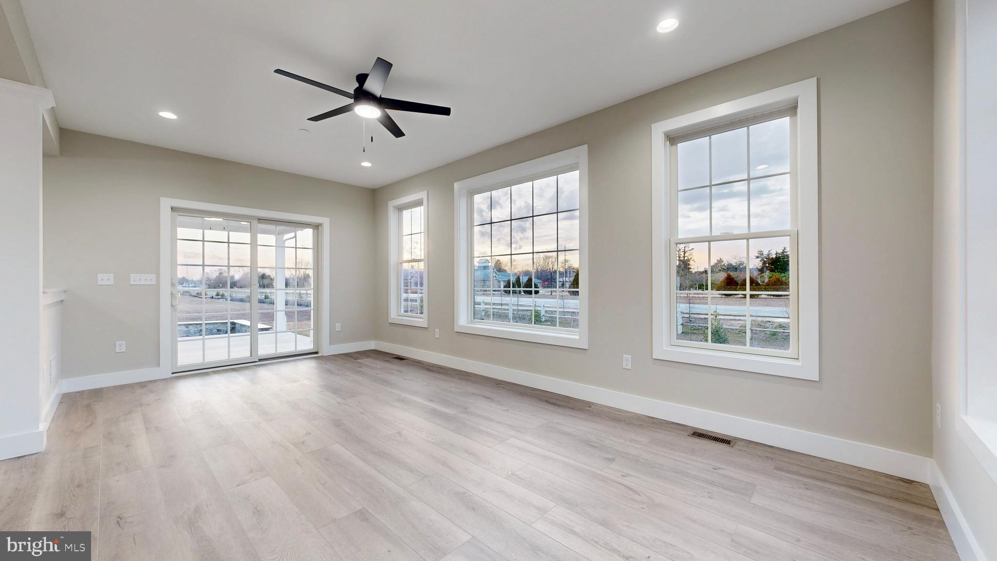 OLDE TOWN - Residential