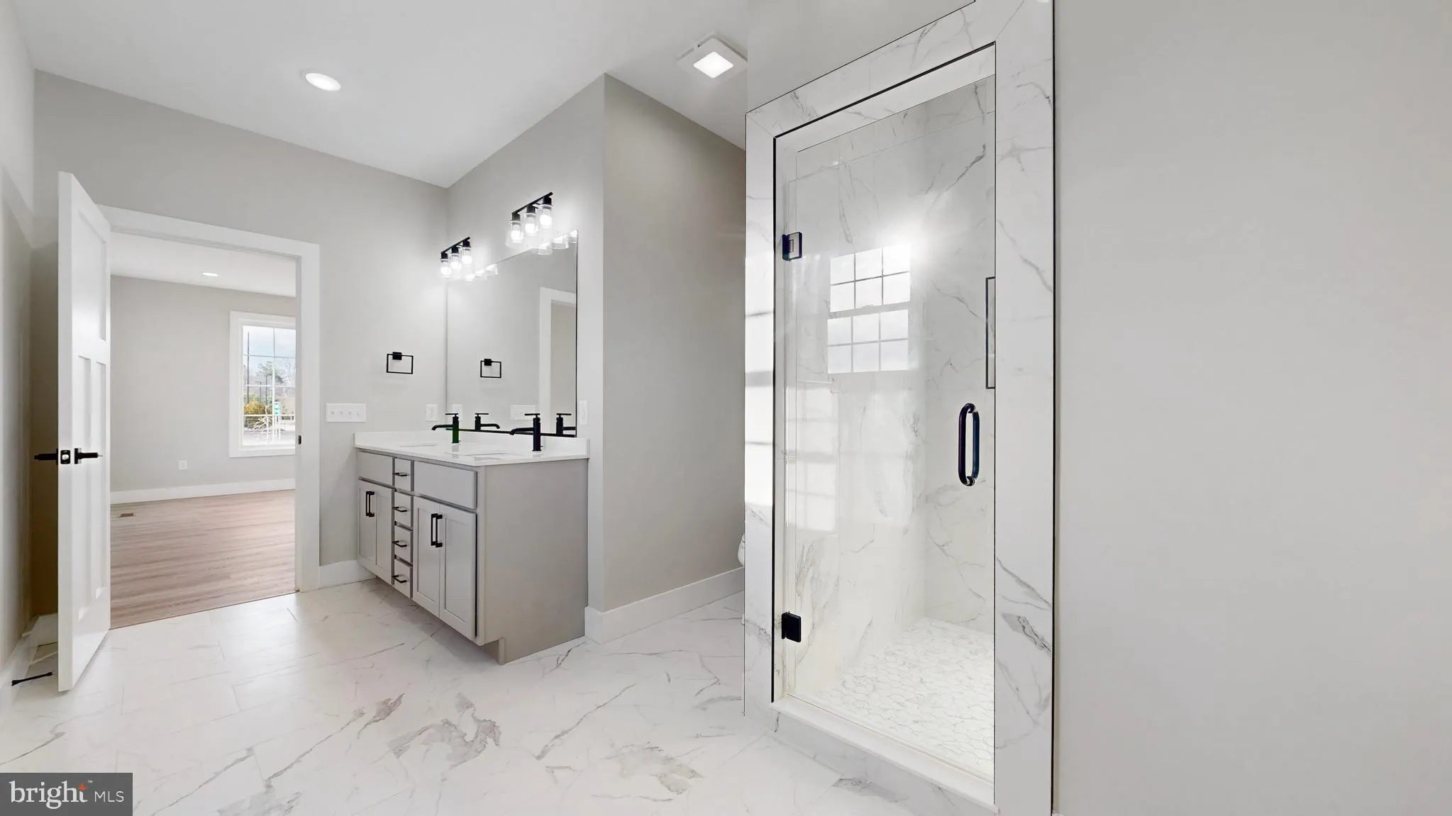 Lewes, Delaware 19958, United States, 5 Bedrooms Bedrooms, ,5 BathroomsBathrooms,Residential,Active,164180