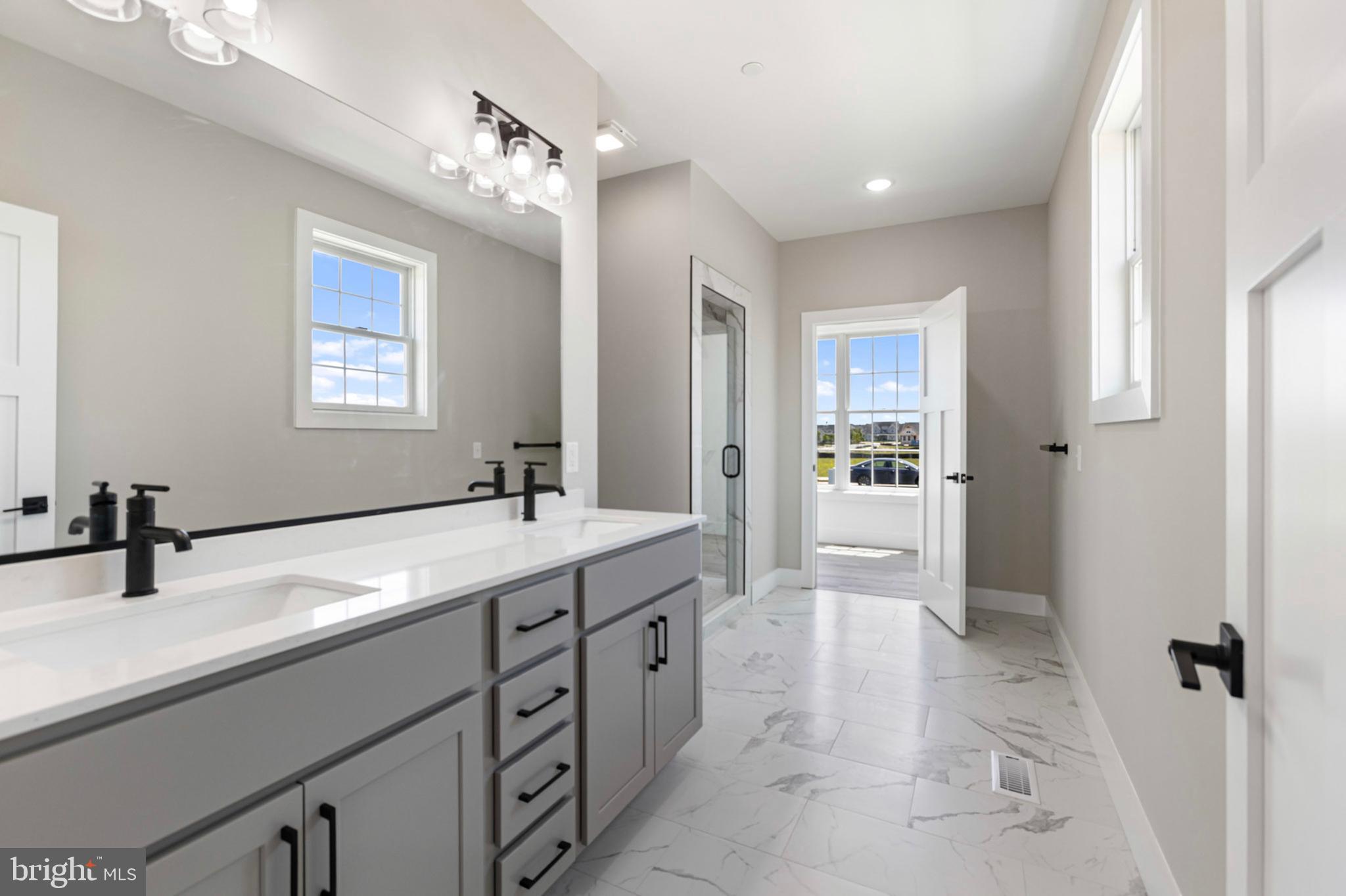 OLDE TOWN - Residential