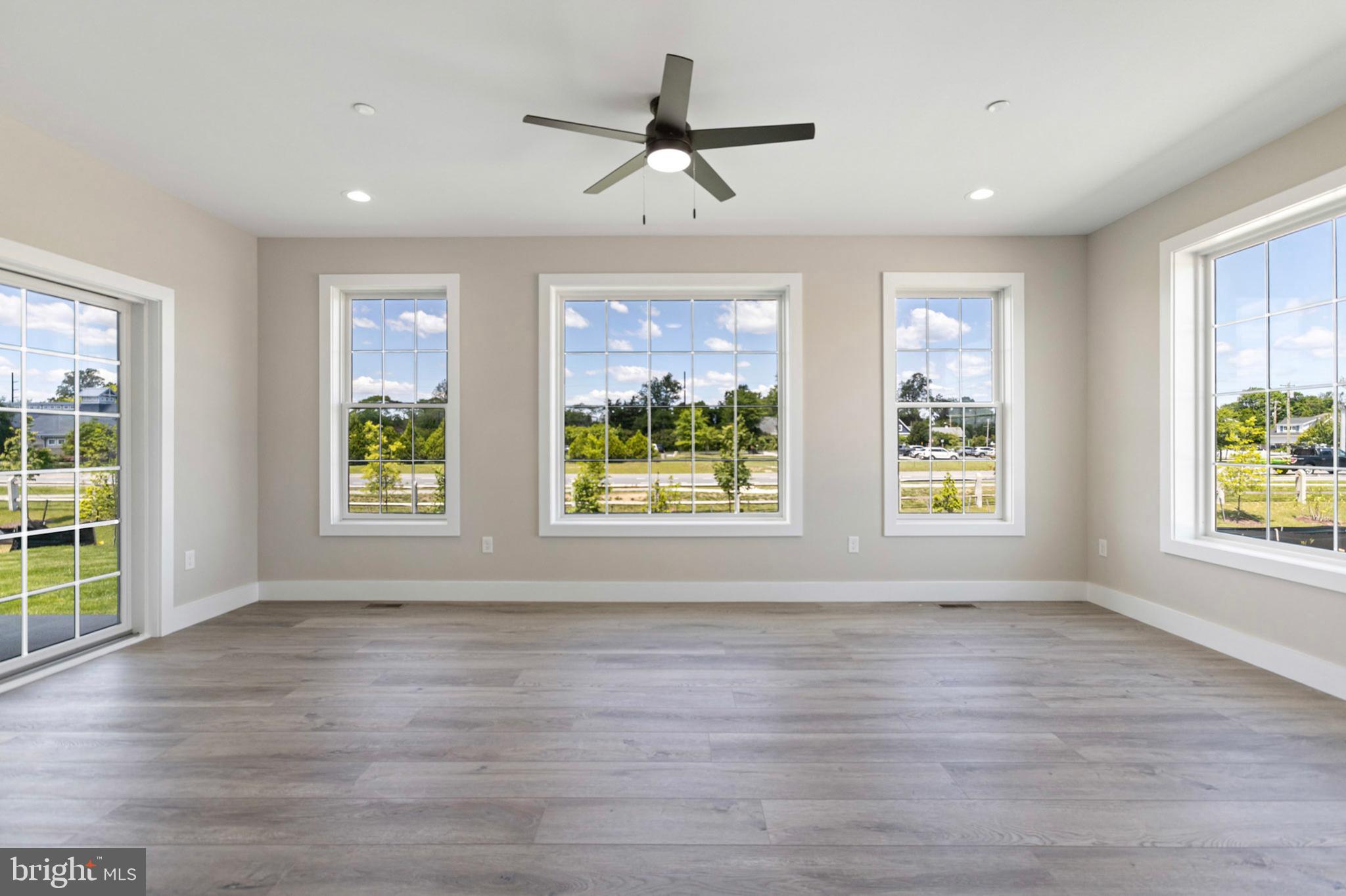 OLDE TOWN - Residential