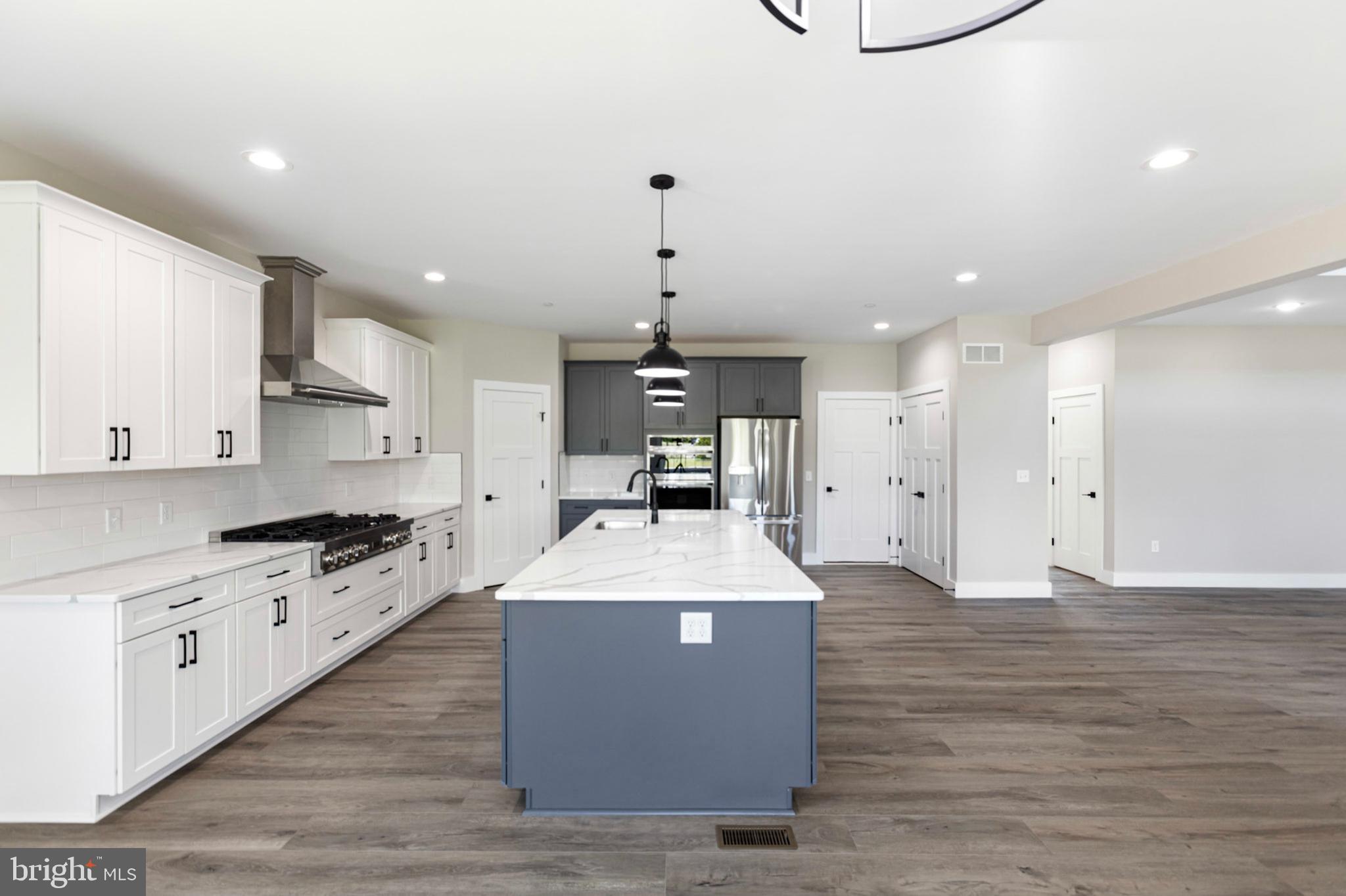 OLDE TOWN - Residential