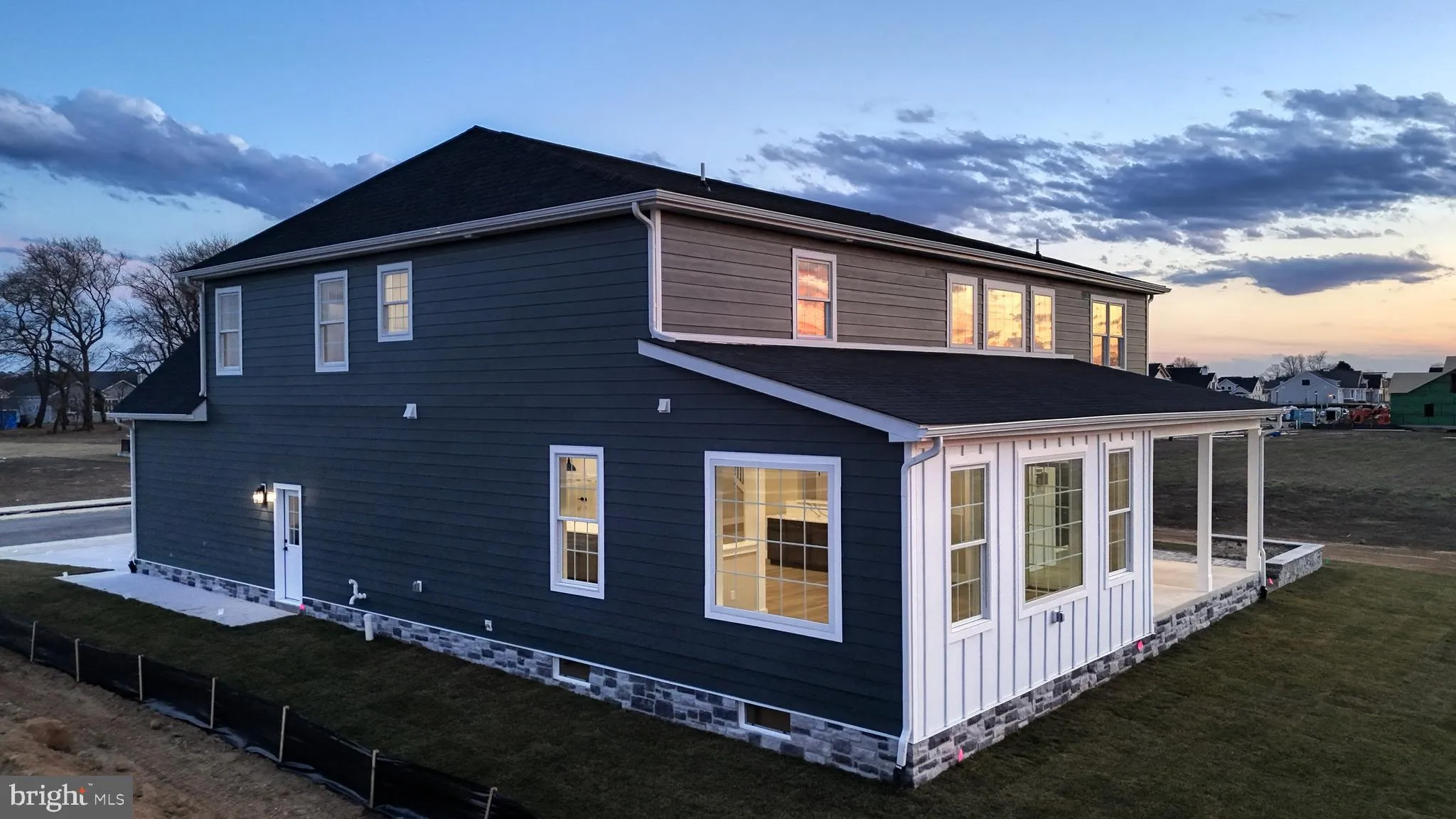 Lewes, Delaware 19958, United States, 5 Bedrooms Bedrooms, ,5 BathroomsBathrooms,Residential,Active,164180