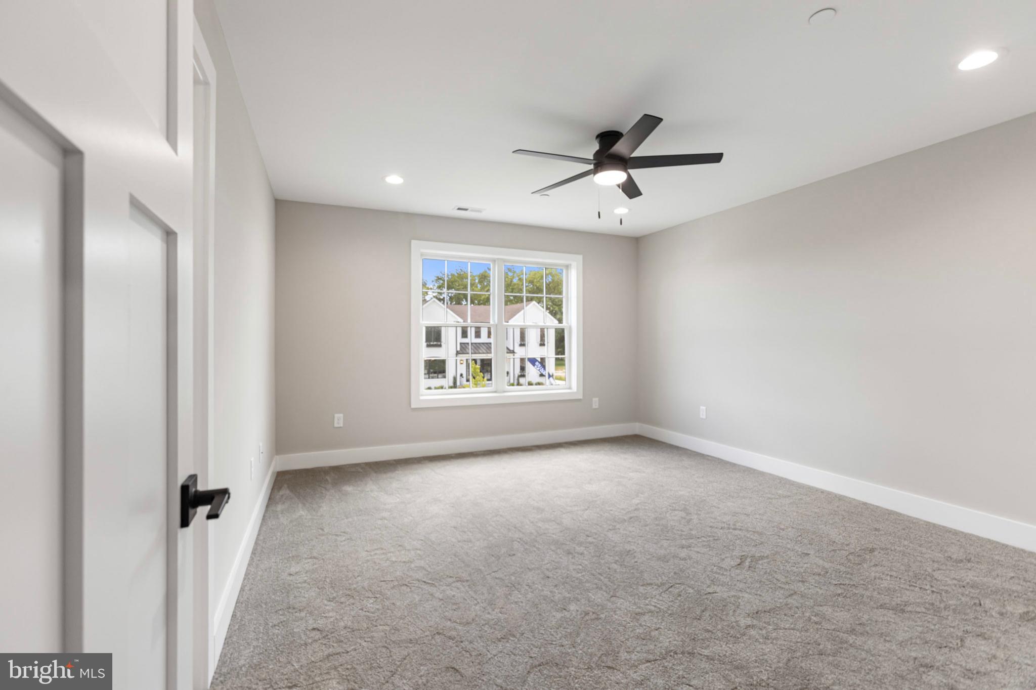 OLDE TOWN - Residential