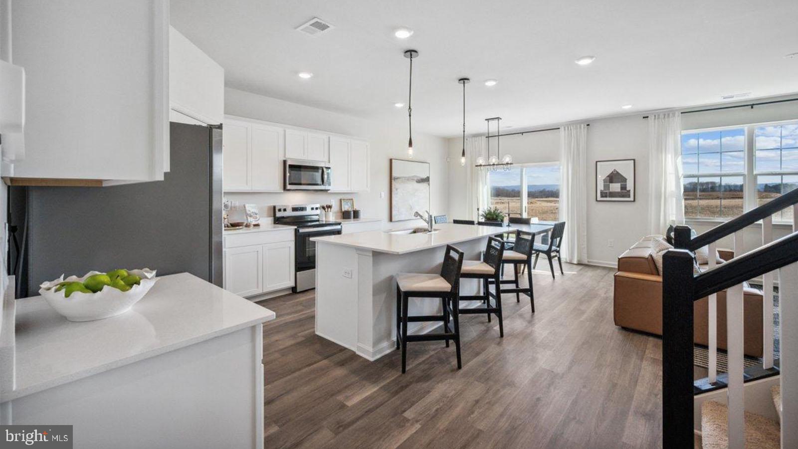 STONECREST - Residential