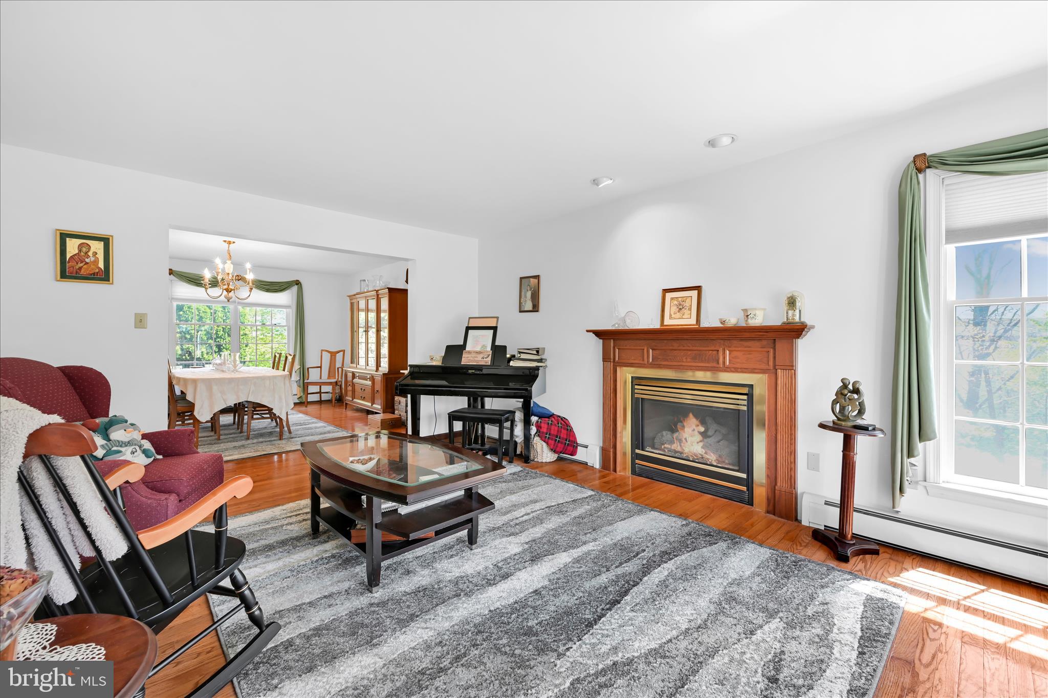 FOREST HILLS WEST - Residential
