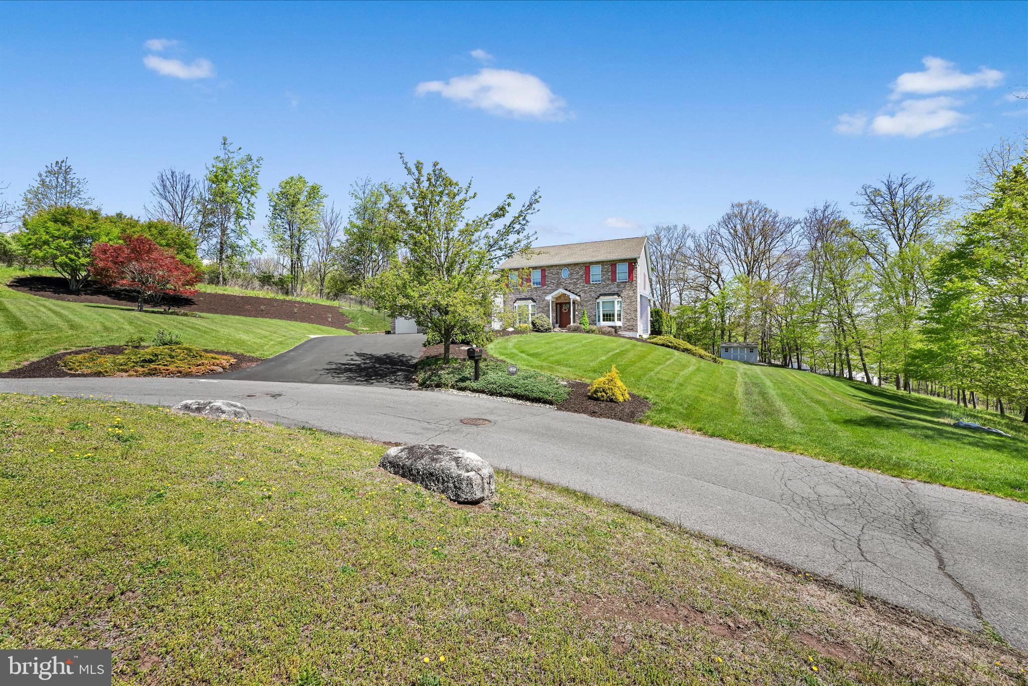 FOREST HILLS WEST - Residential