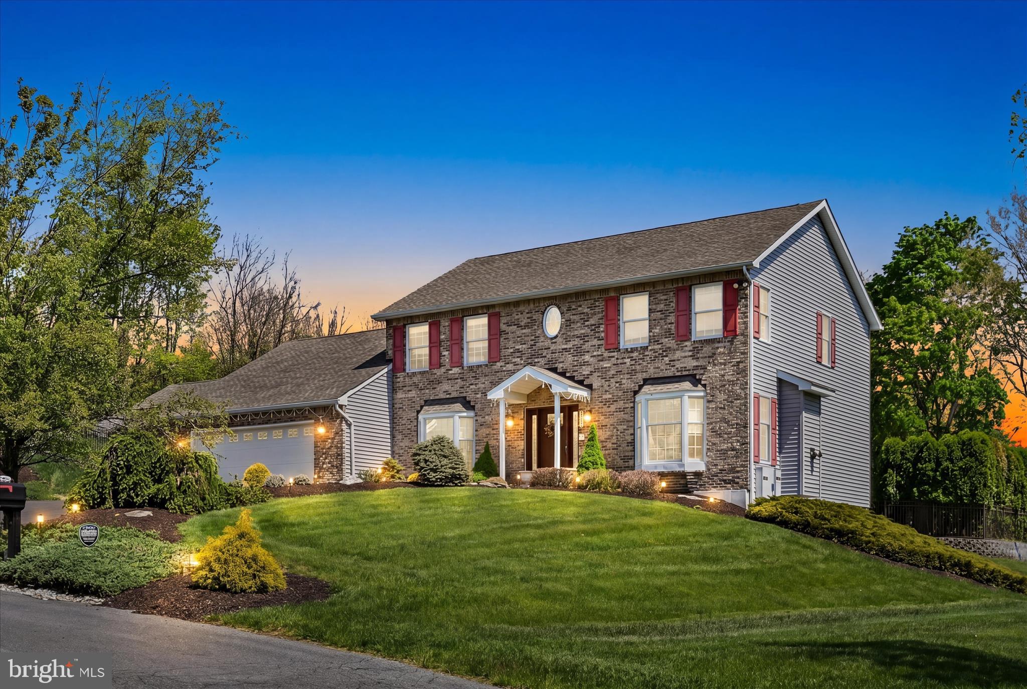 FOREST HILLS WEST - Residential