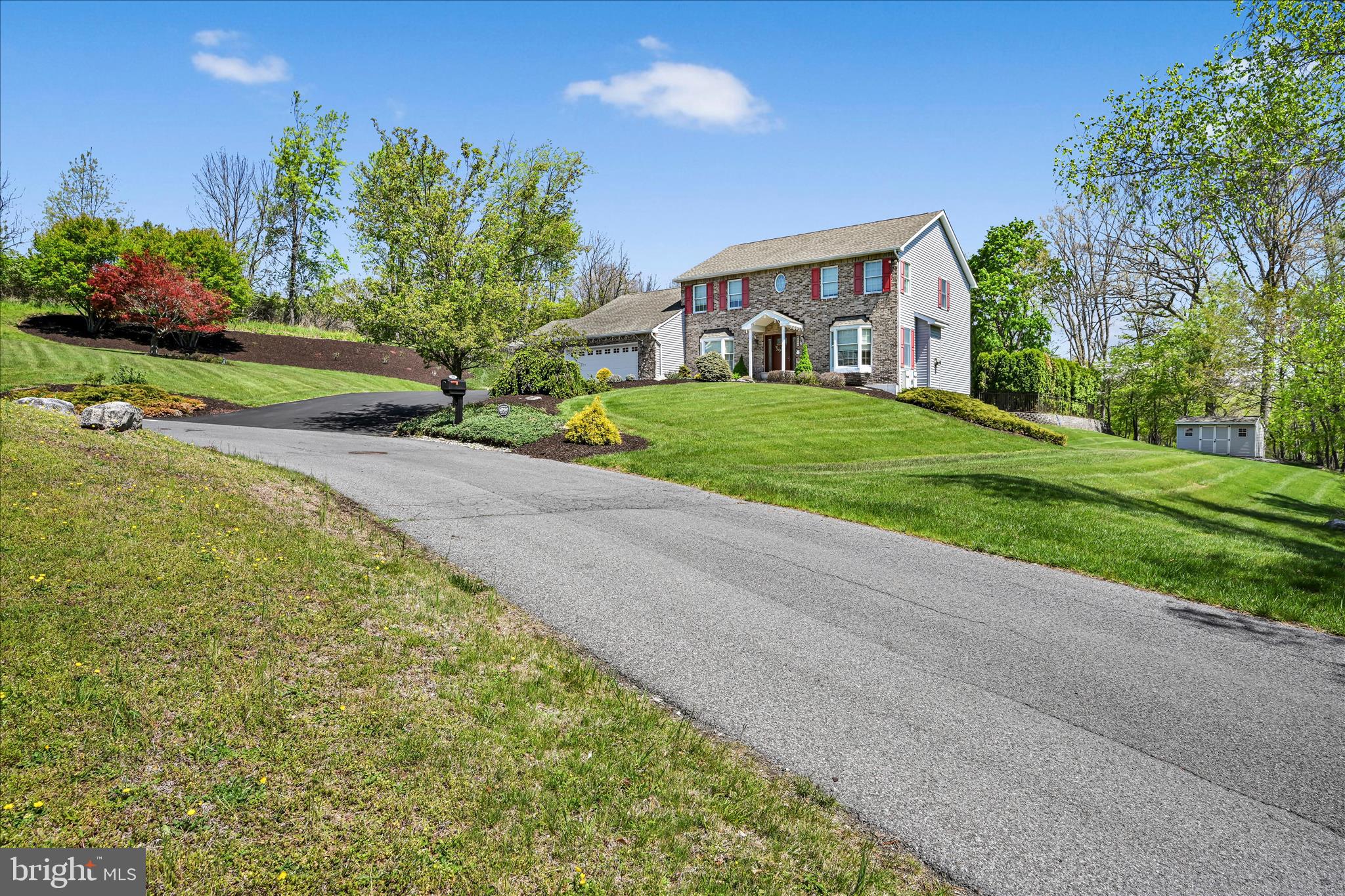 FOREST HILLS WEST - Residential