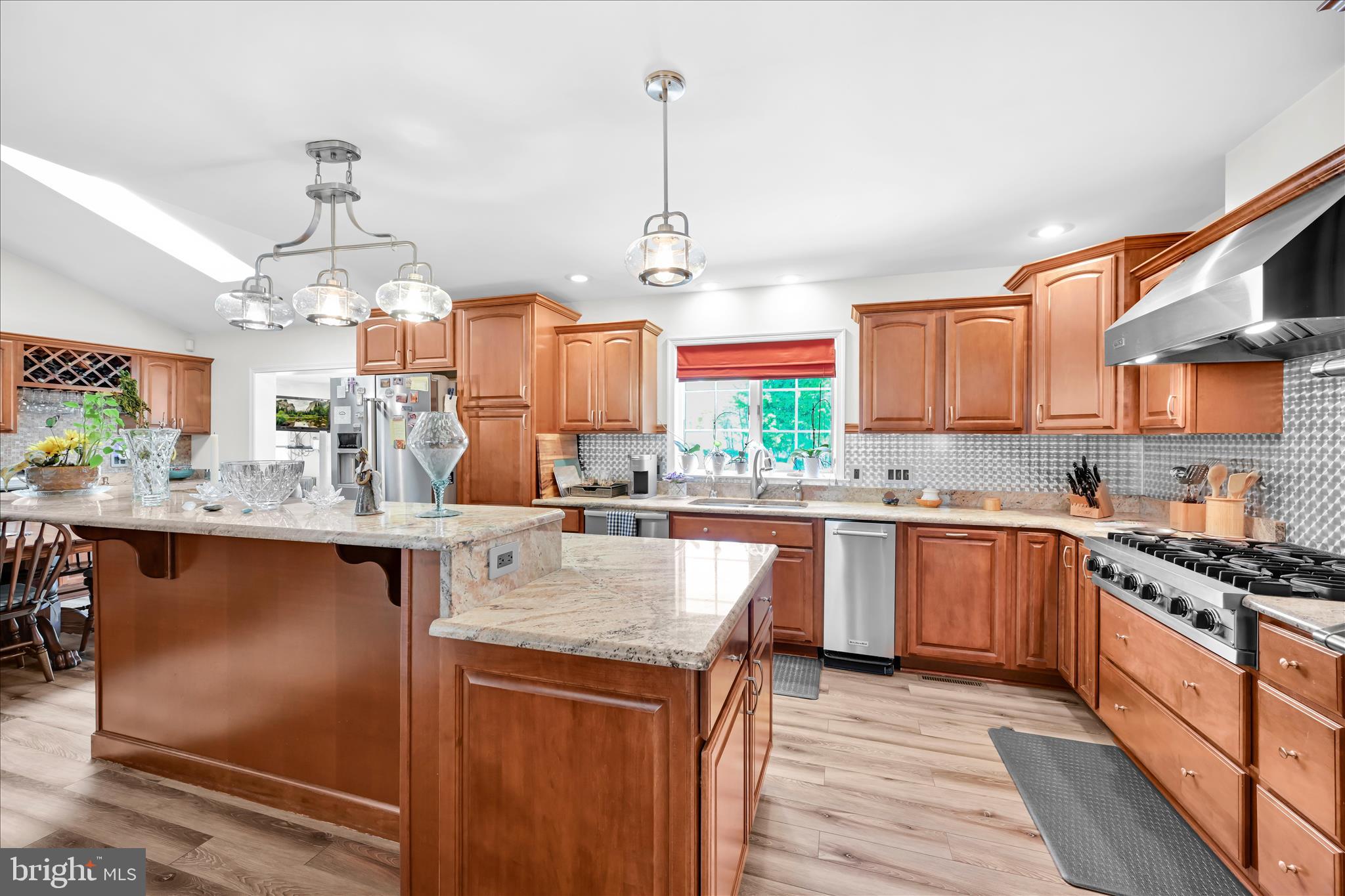 FOREST HILLS WEST - Residential