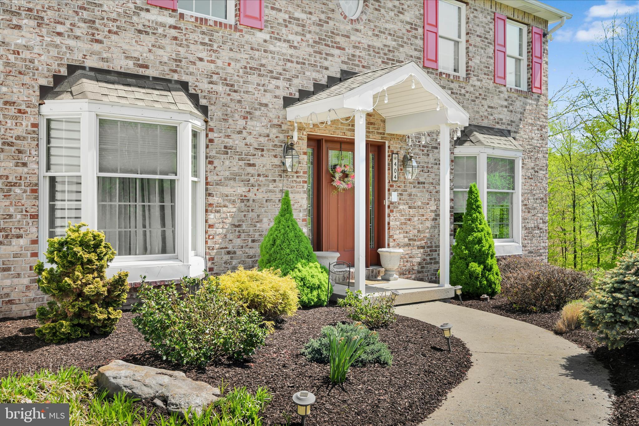 FOREST HILLS WEST - Residential