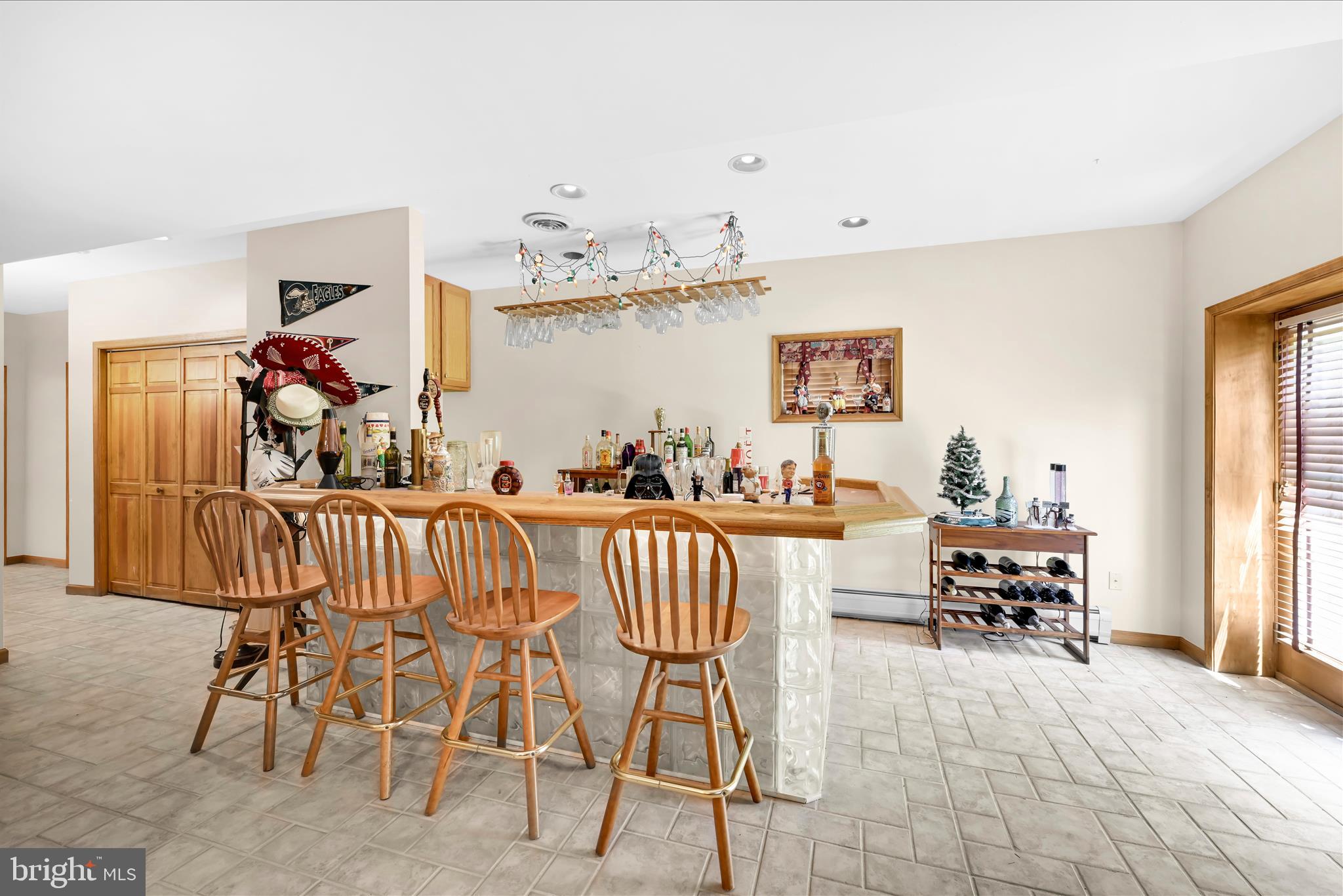 FOREST HILLS WEST - Residential