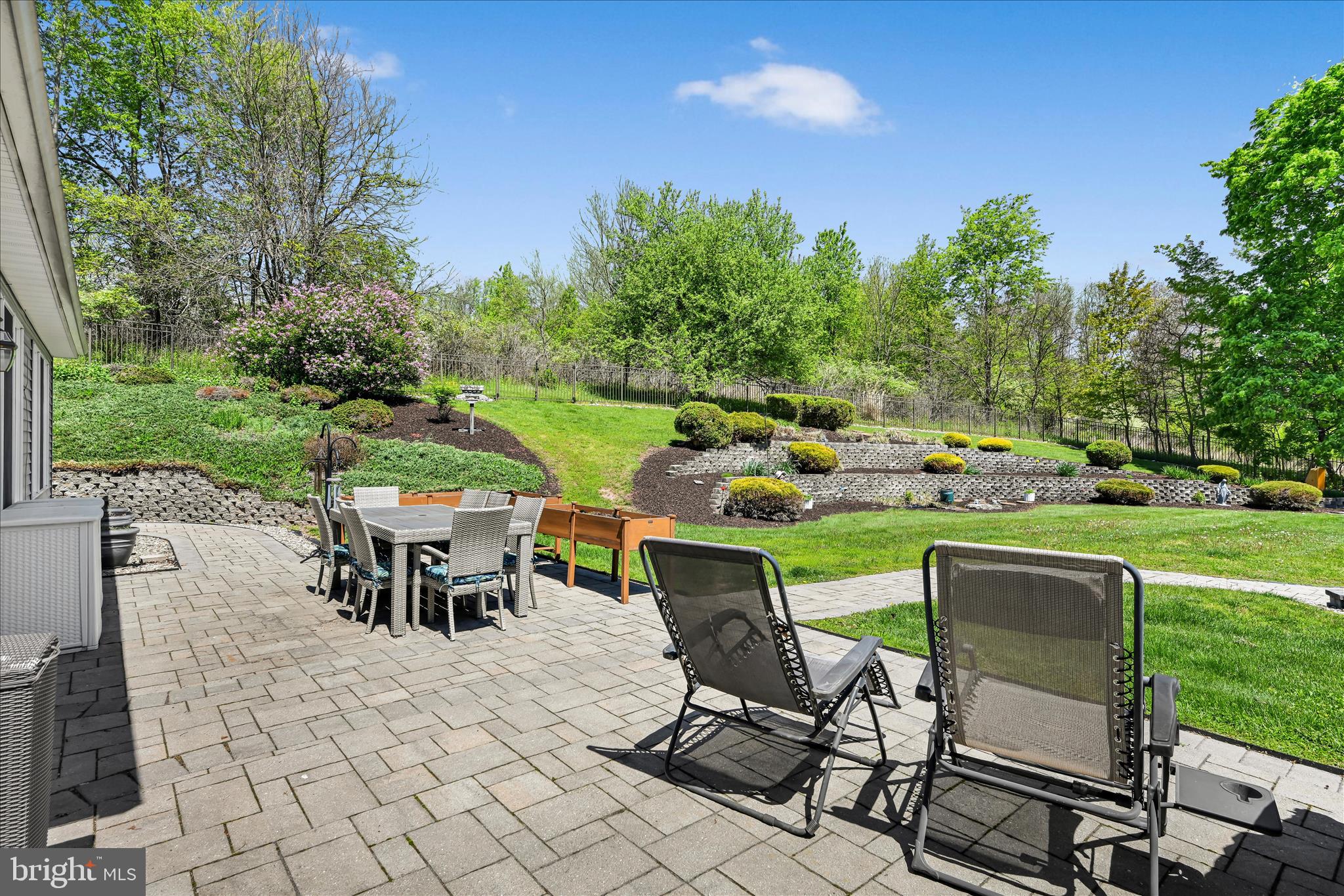 FOREST HILLS WEST - Residential