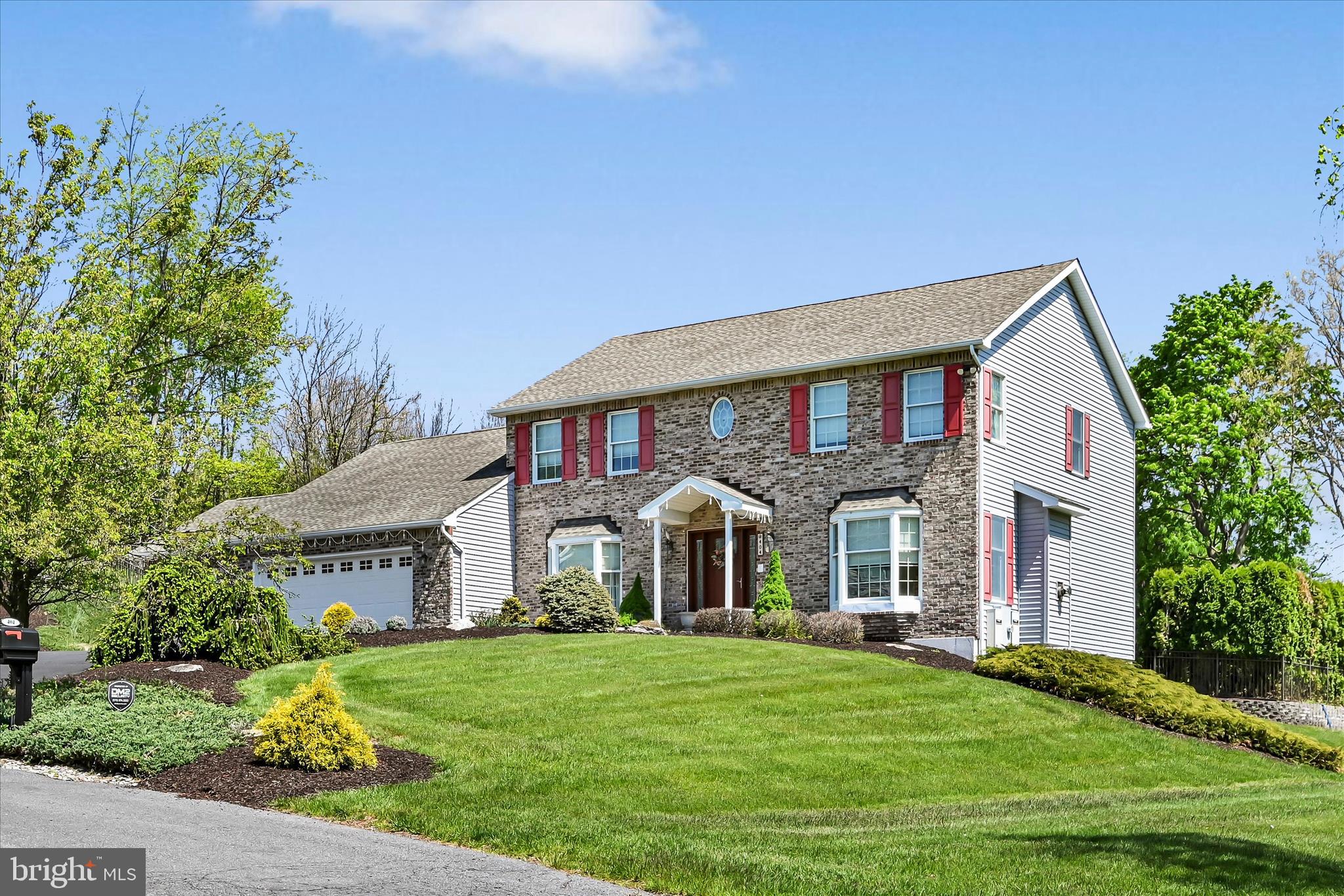 FOREST HILLS WEST - Residential