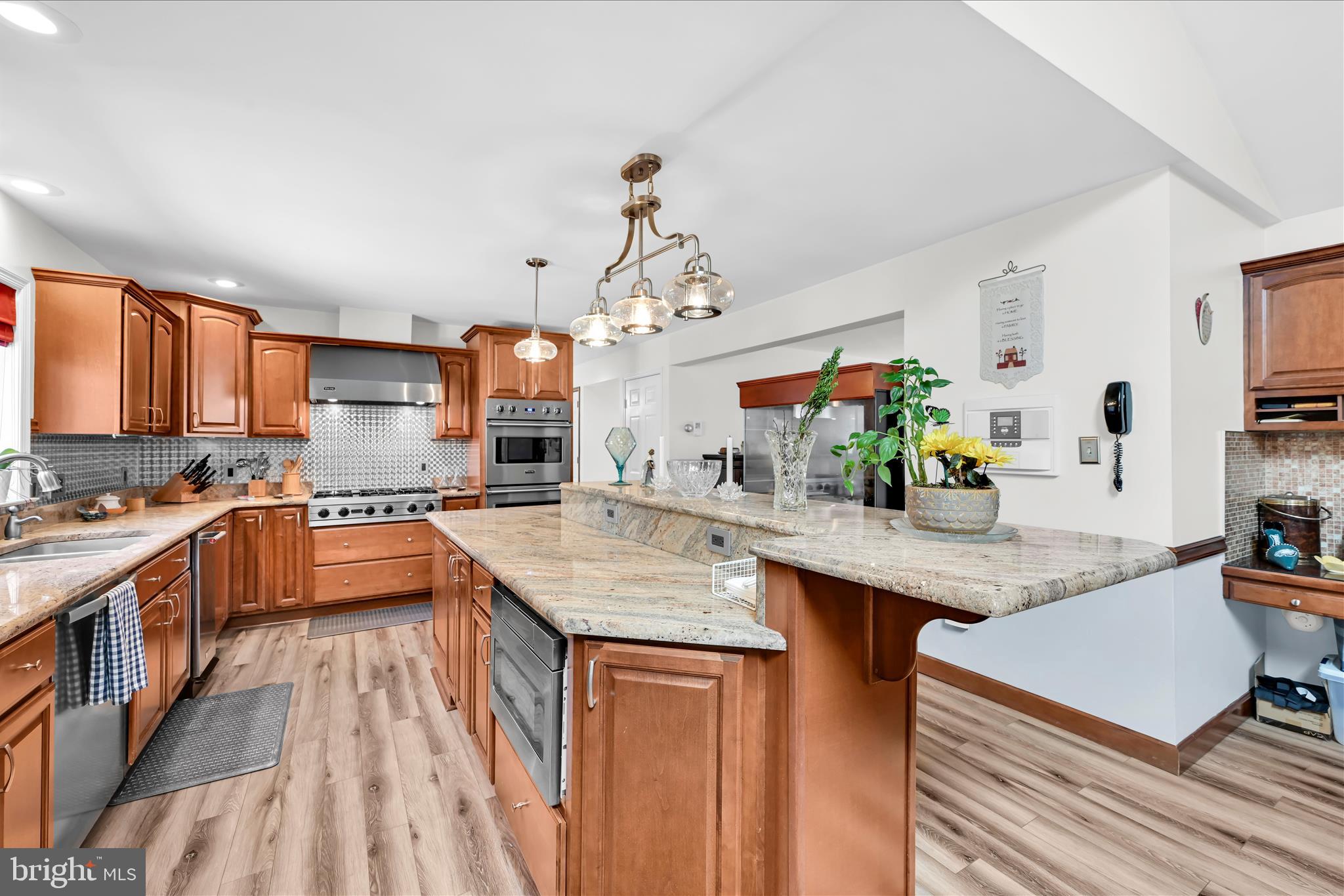 FOREST HILLS WEST - Residential