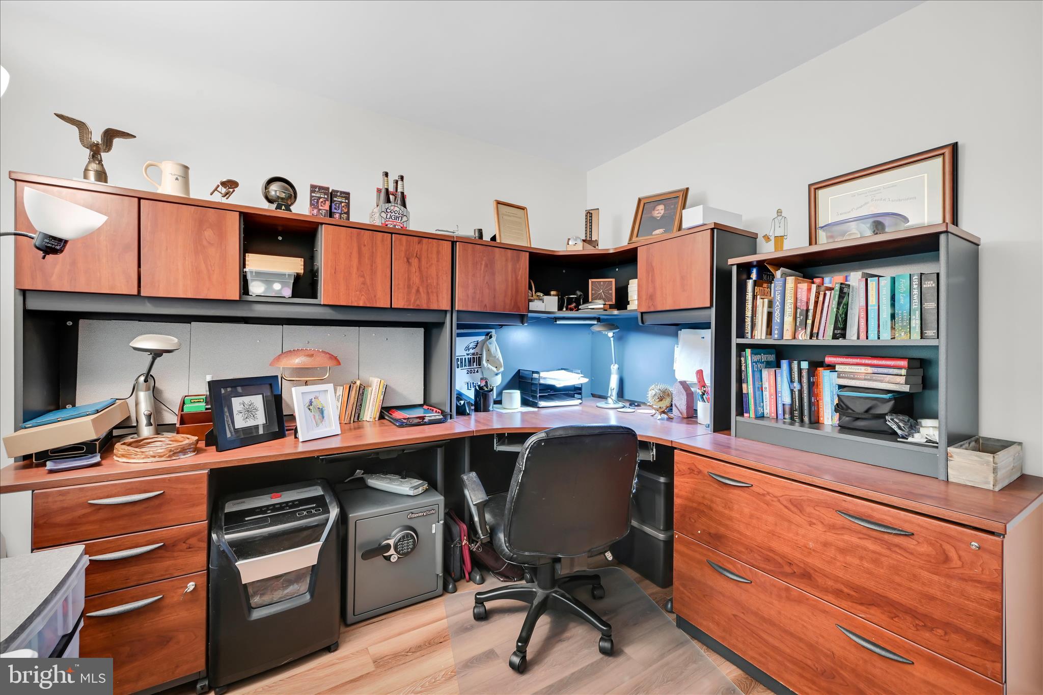 FOREST HILLS WEST - Residential