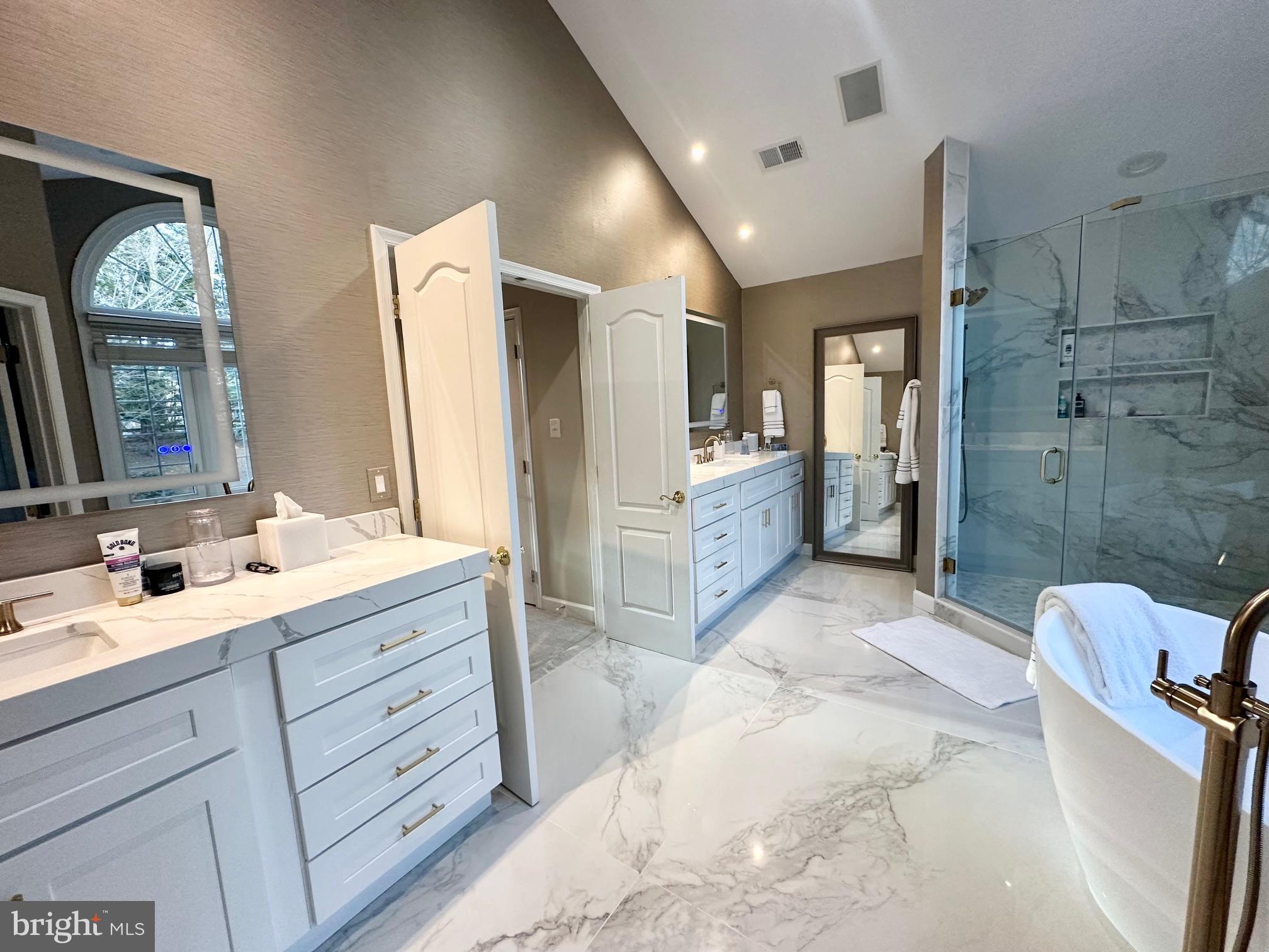 WILLOWS OF POTOMAC - Residential