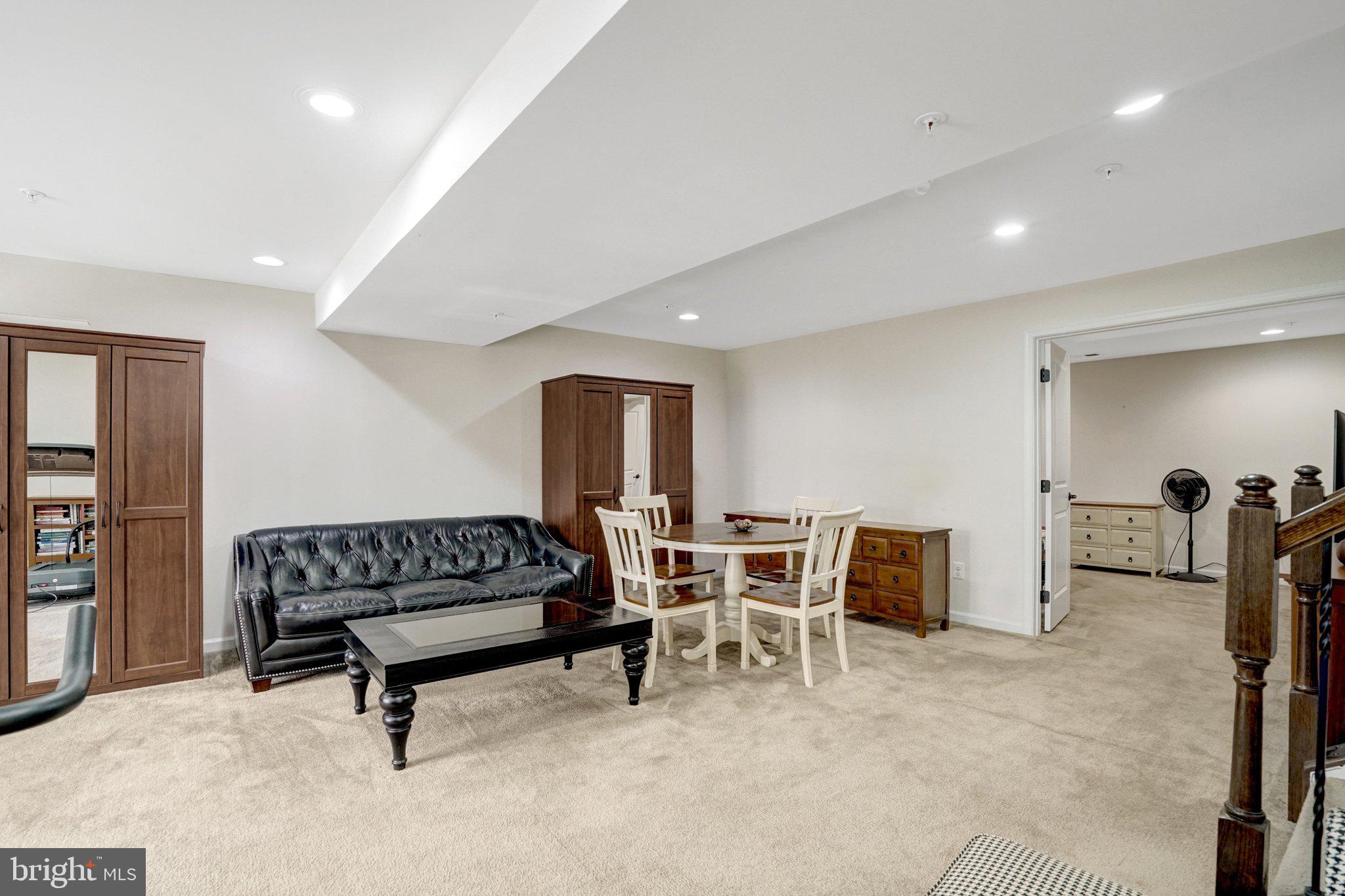 POTOMAC SHORES - Residential