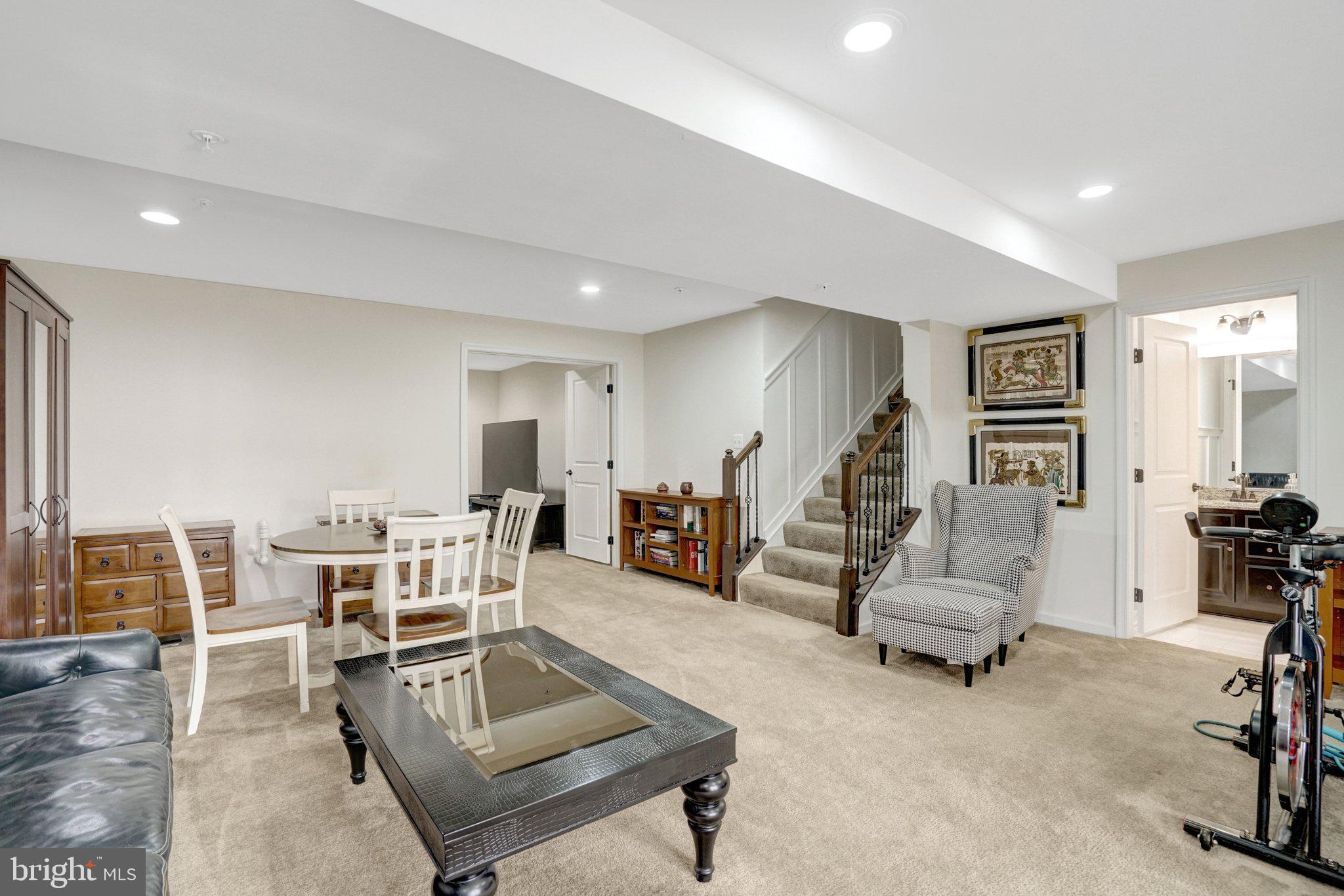 POTOMAC SHORES - Residential