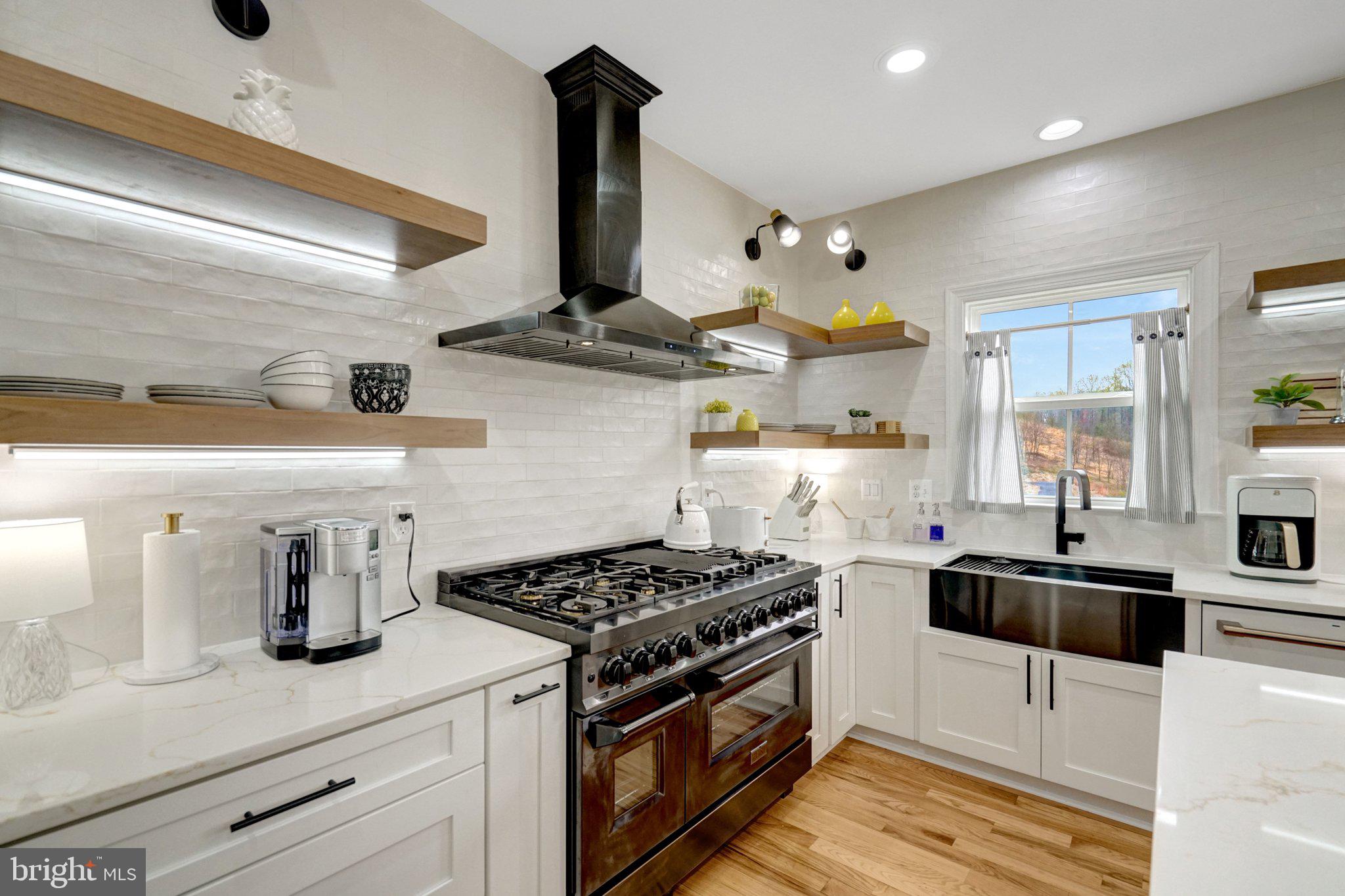 POTOMAC SHORES - Residential