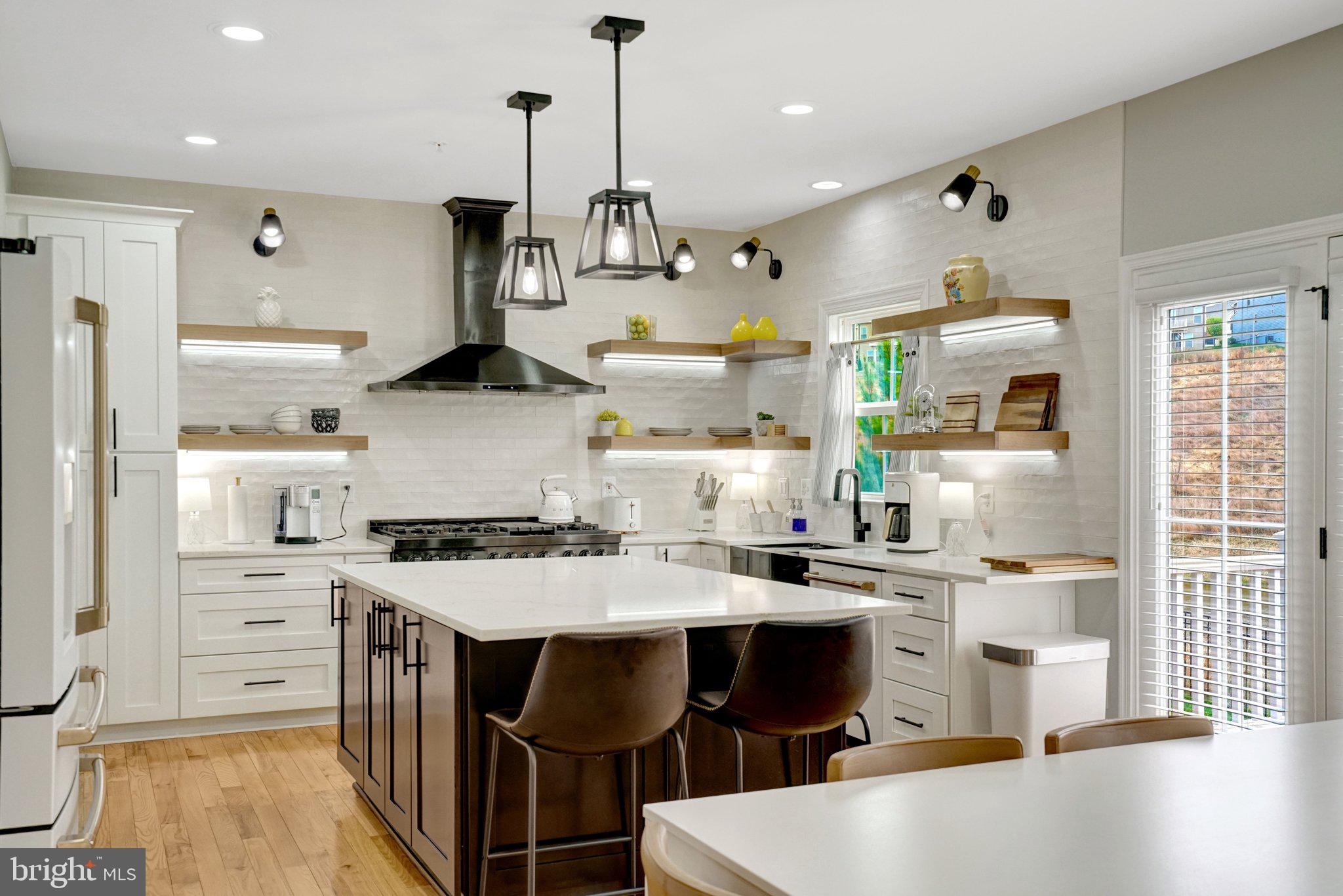 POTOMAC SHORES - Residential