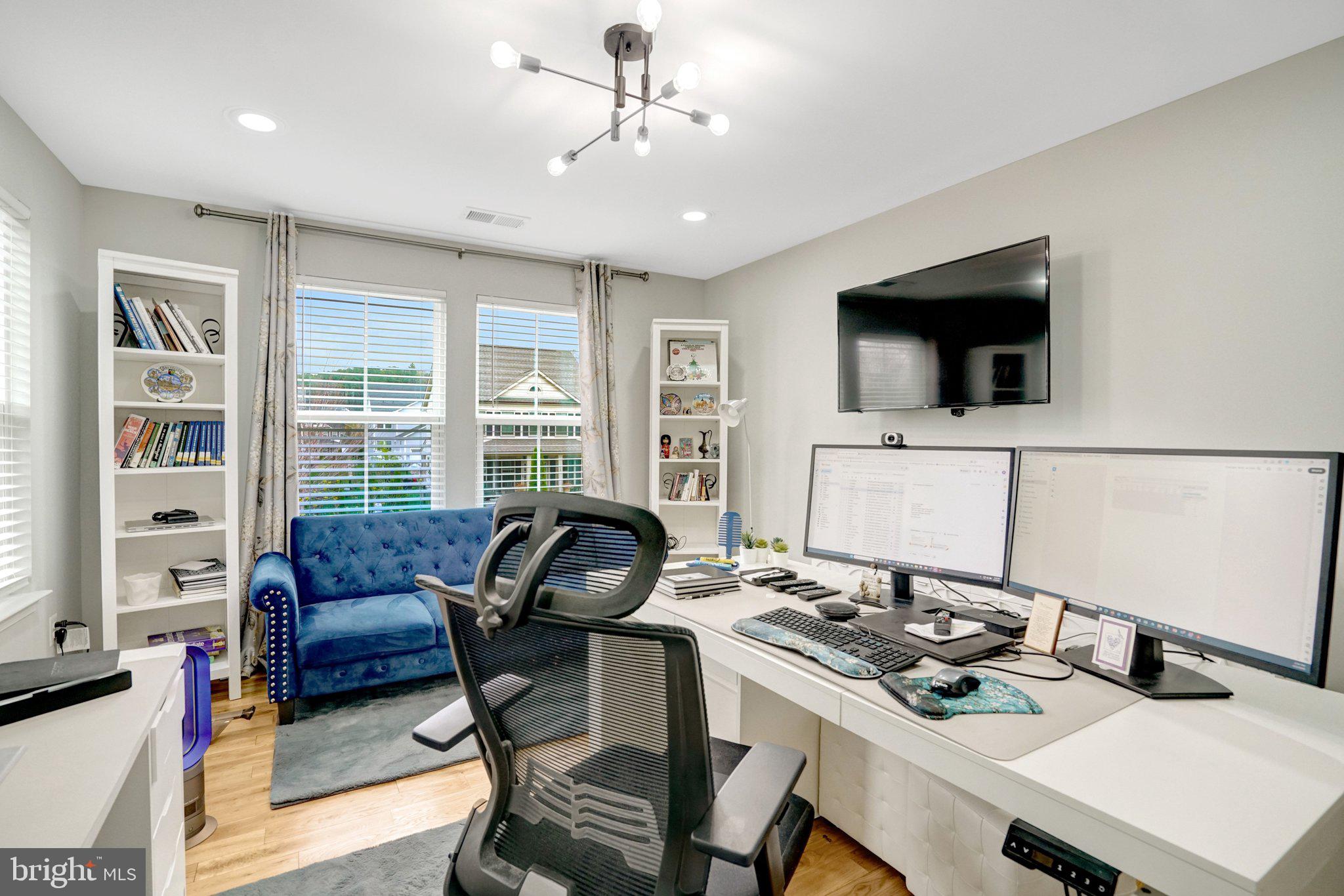 POTOMAC SHORES - Residential