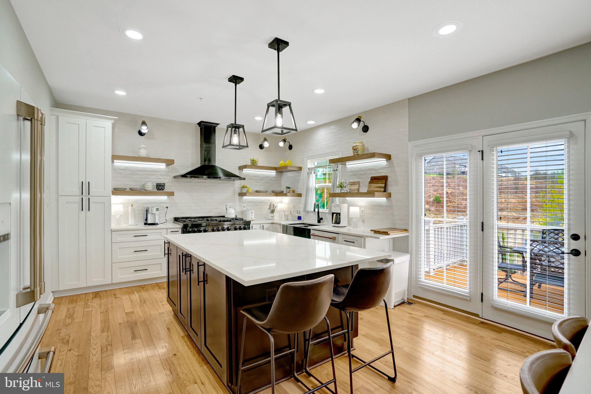 POTOMAC SHORES - Residential