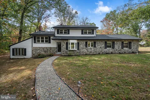 7 Alta Vista Drive, Princeton, NJ MLS: NJME2067144