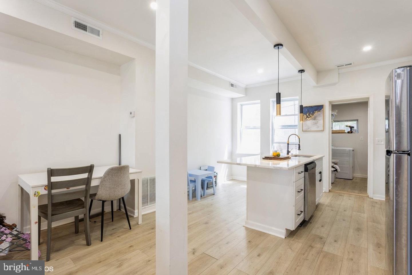 PEN LUCY - Residential Lease