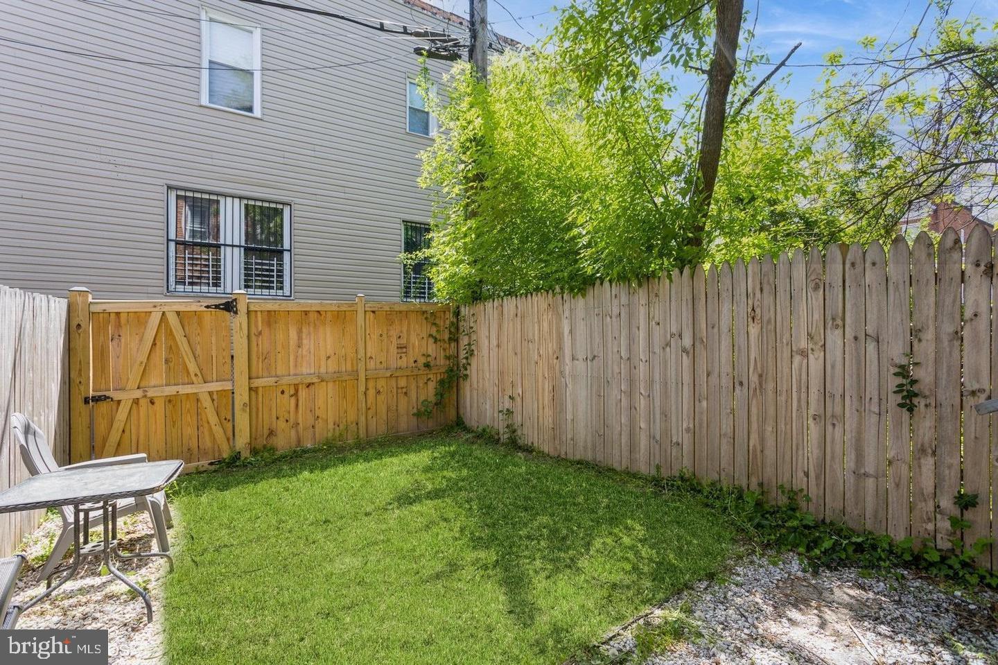 PEN LUCY - Residential Lease