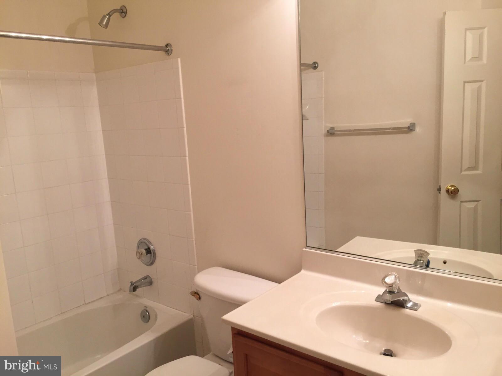 CHURCHILL TOWN SECTOR - Residential Lease