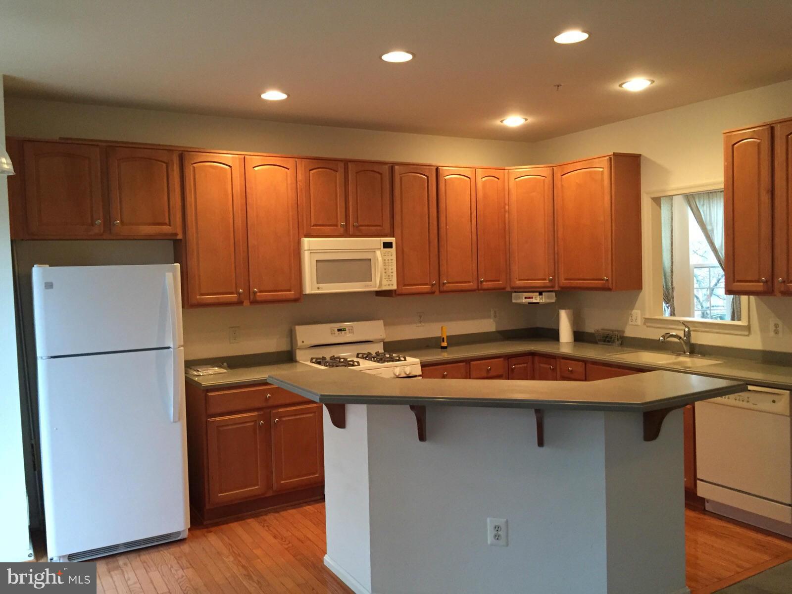 CHURCHILL TOWN SECTOR - Residential Lease