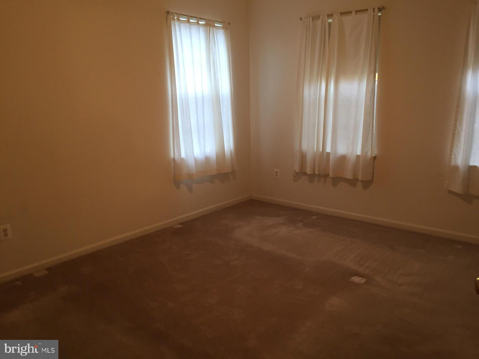 CHURCHILL TOWN SECTOR - Residential Lease